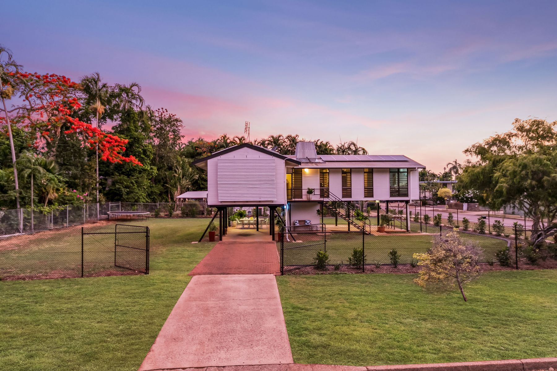 12 Bougainvilia Street, Nightcliff NT 0810, Nightcliff - Thumbnail 3
