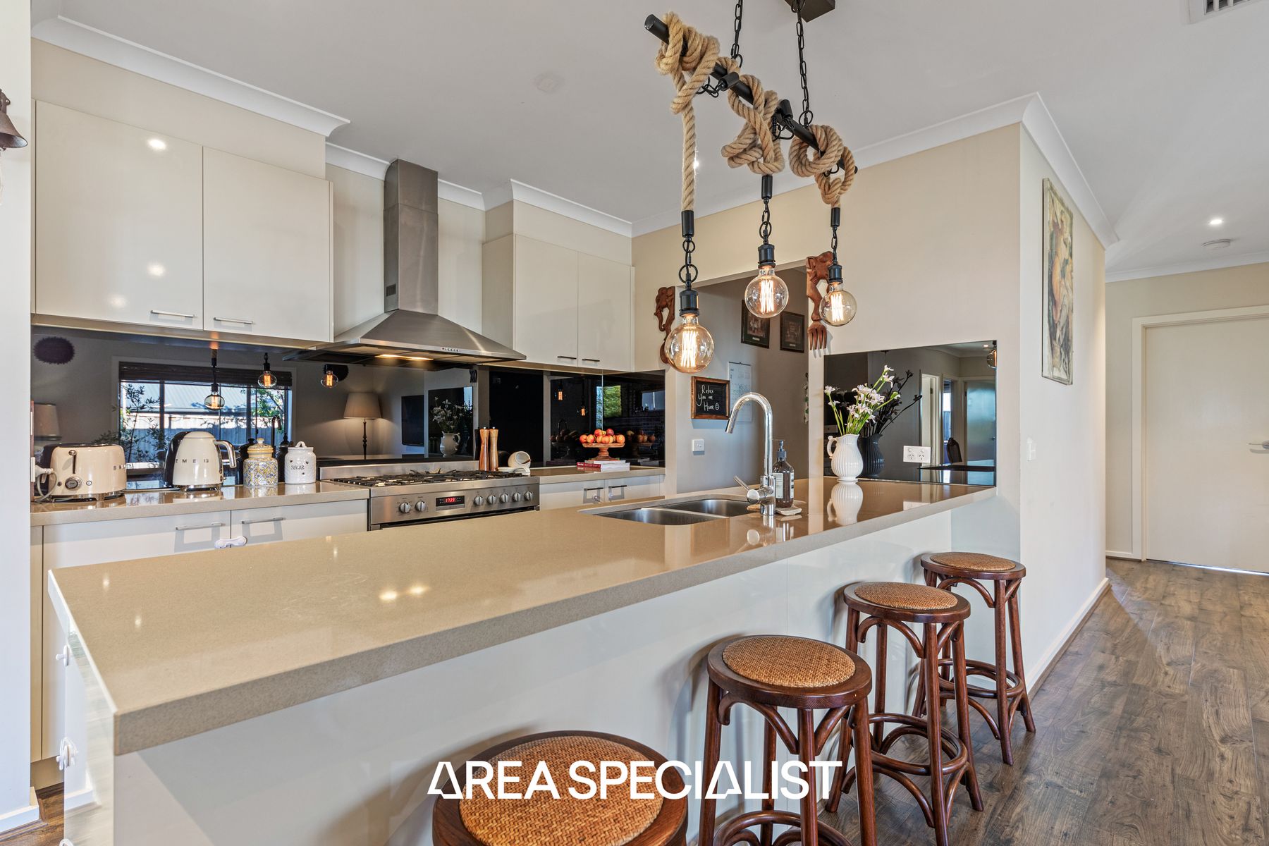 70 Superior Waters, Pakenham, VIC 3810, Pakenham - Thumbnail 3