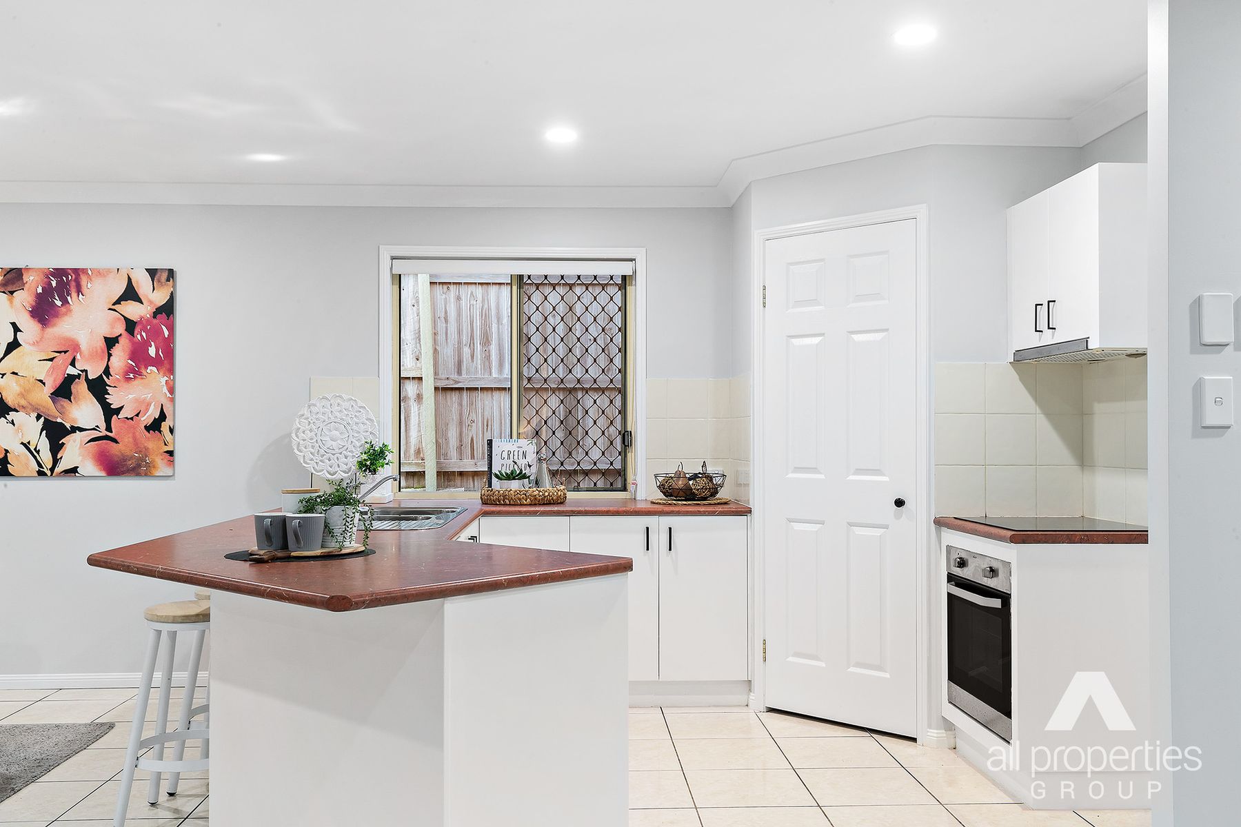8 Rosefinch Street, Upper Coomera QLD 4209, Upper Coomera - Thumbnail 2