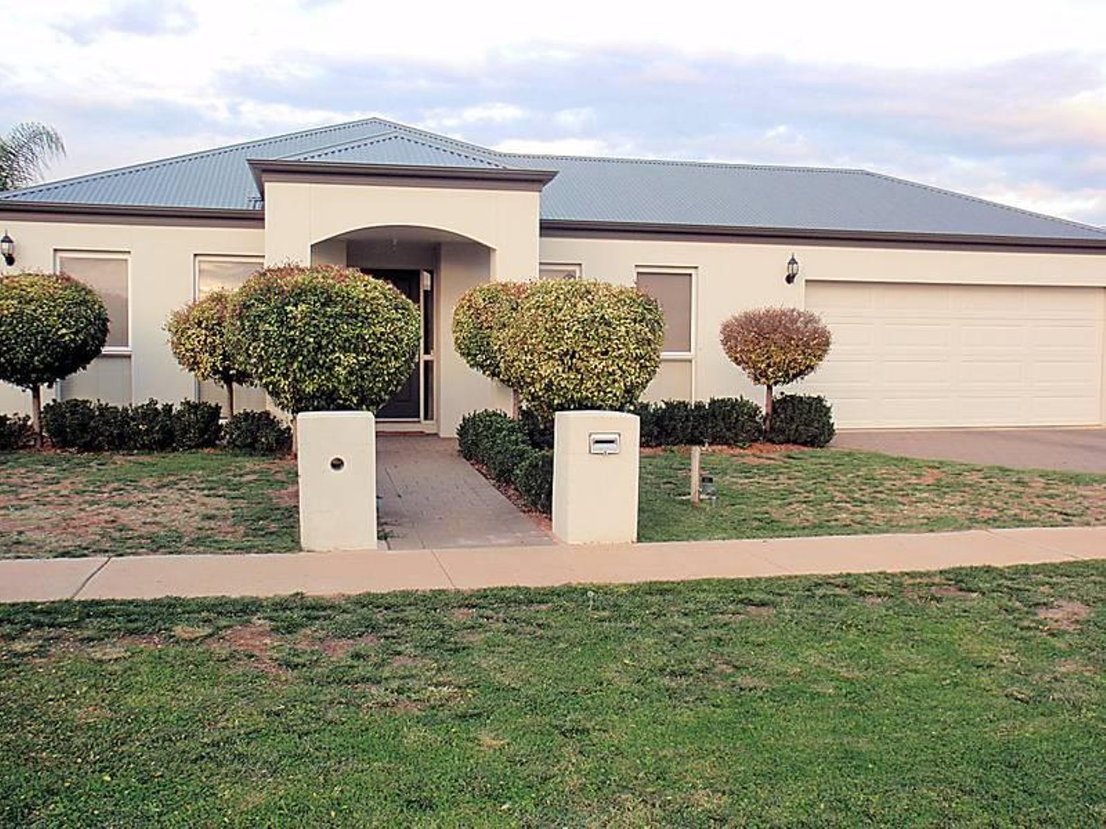 22 James Cook Drive, Mildura - Image 1
