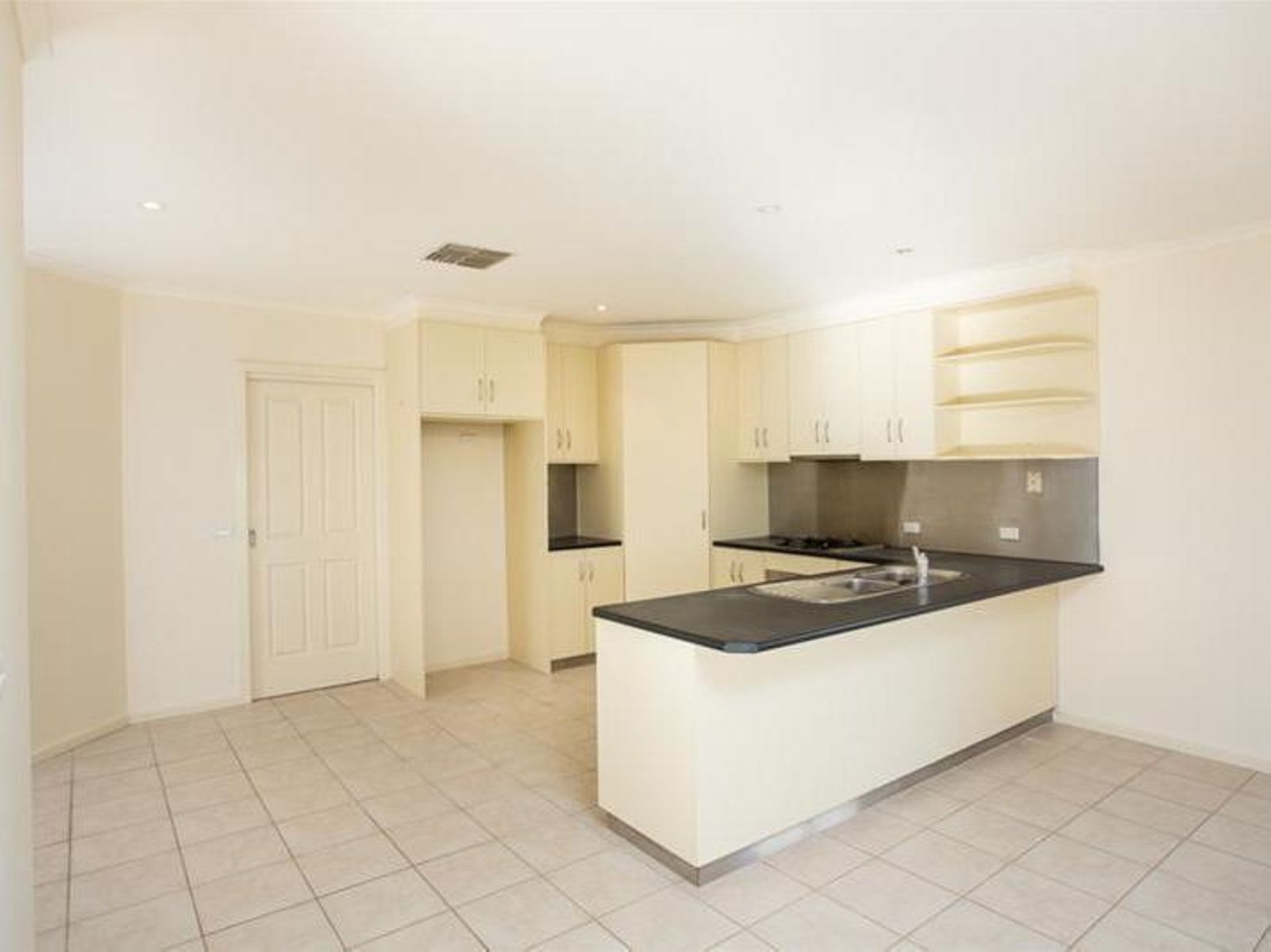 4 Hollywood Boulevard, Mildura - Thumbnail 3