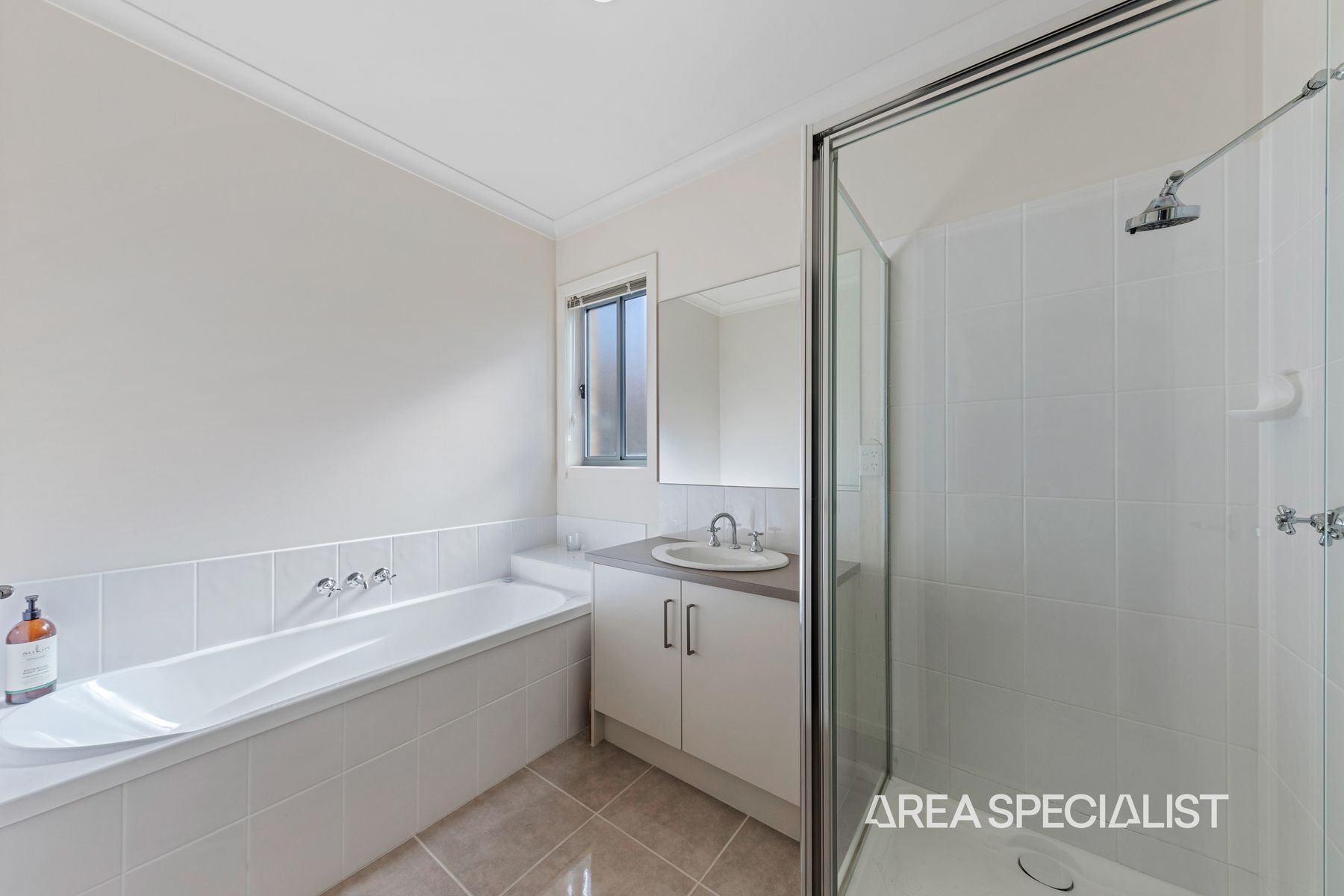 7 Sienna Way, Pakenham, VIC 3810, Pakenham - Thumbnail 7