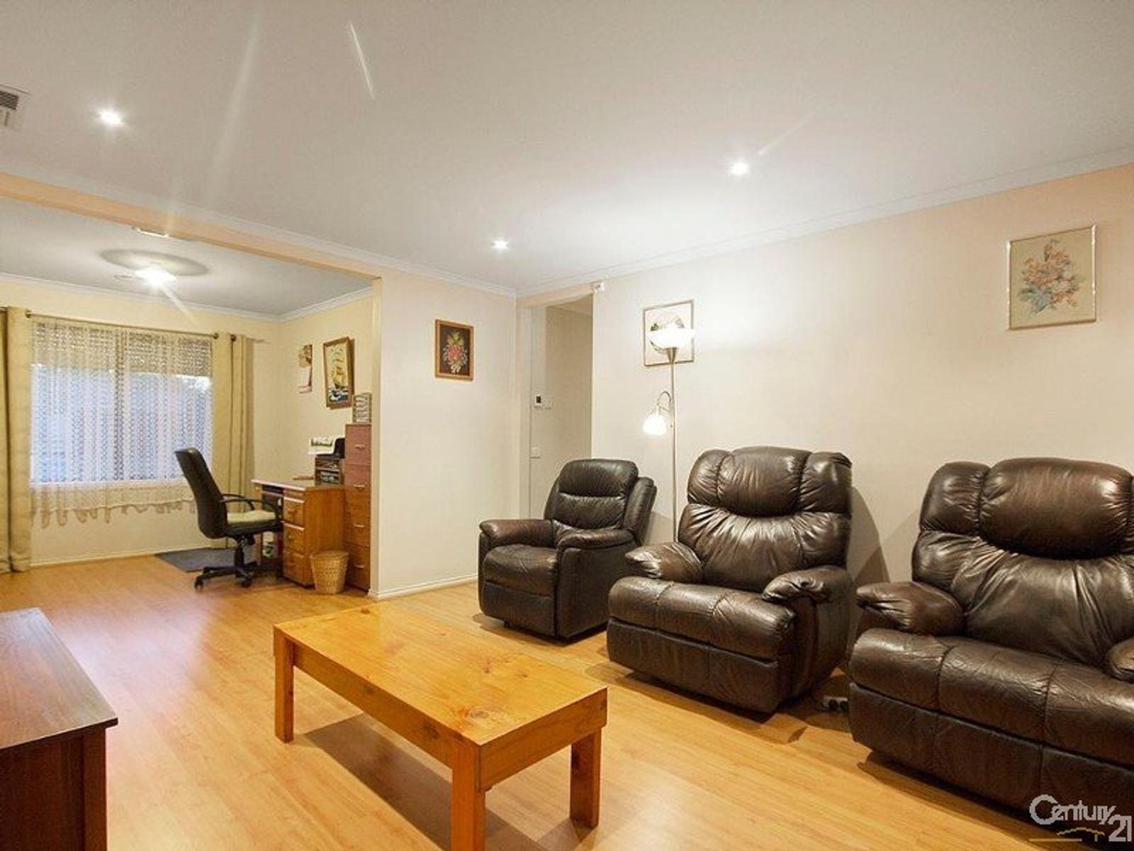 1 Pellenor Lane, Cranbourne East - Thumbnail 8