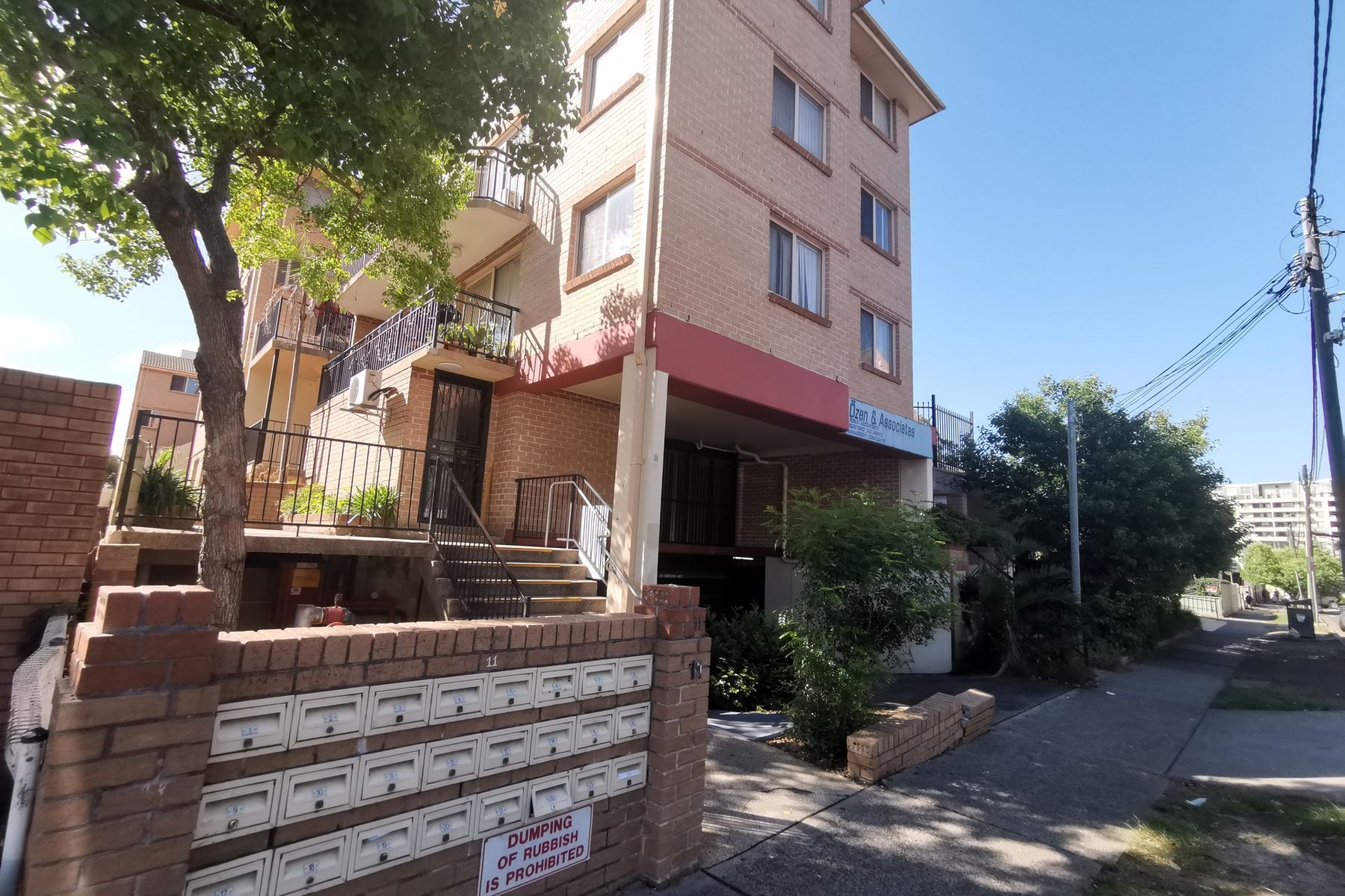 2/11 Macquarie Road, Auburn NSW 2144, Auburn - Thumbnail 2