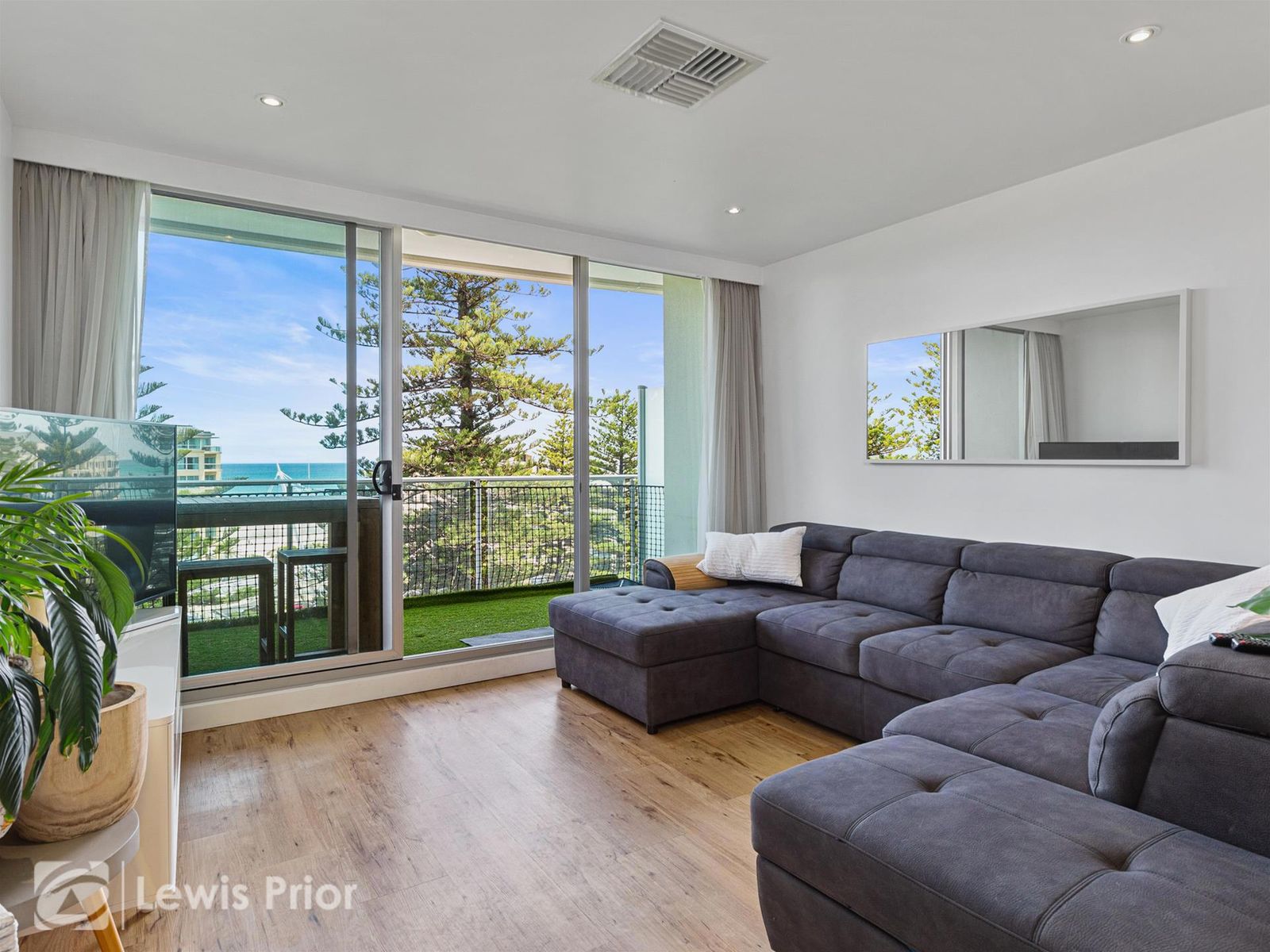 814/27 Colley Terrace, Glenelg SA 5045, Glenelg - Thumbnail 7