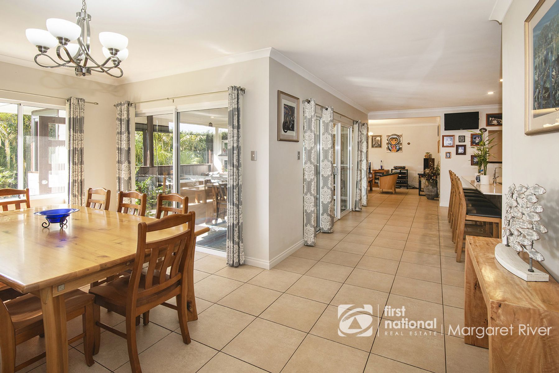 32 Hudsbeth Way, Margaret River, WA 6285, Margaret River - Thumbnail 7