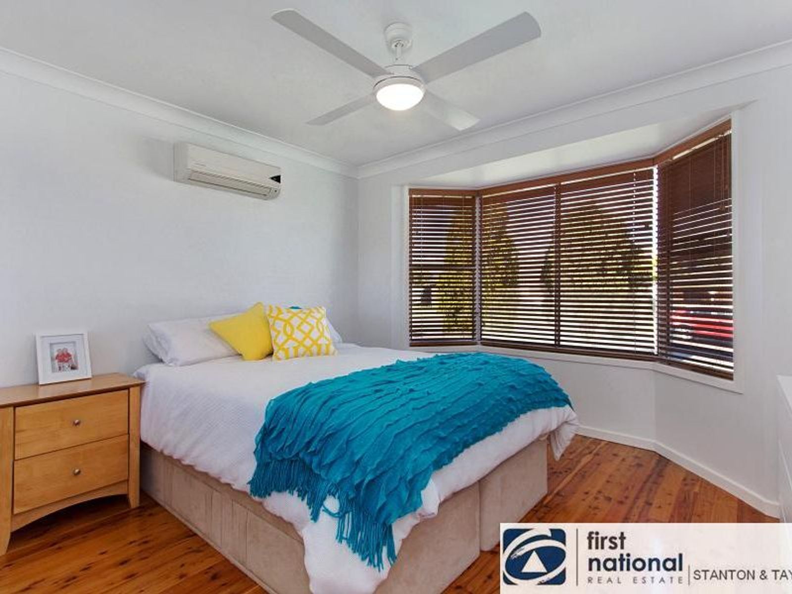 24 Lindsay Crescent, South Penrith - Thumbnail 2