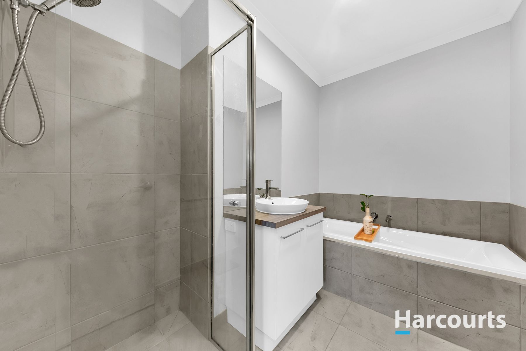 7 Hadlee Street, Rockbank, VIC 3335, Rockbank - Thumbnail 6