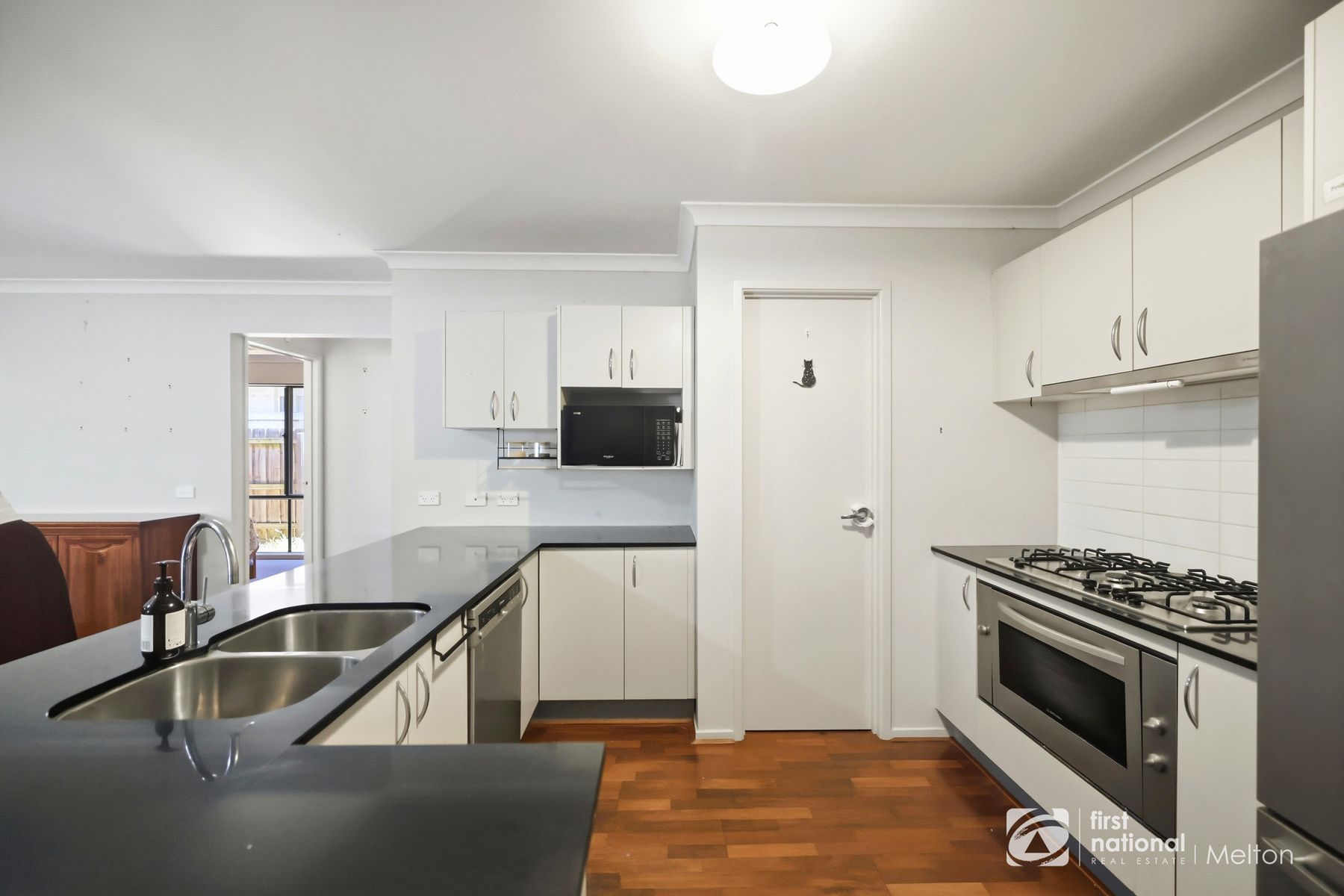 7 Creswick Avenue, Eynesbury VIC 3338, Eynesbury - Thumbnail 4