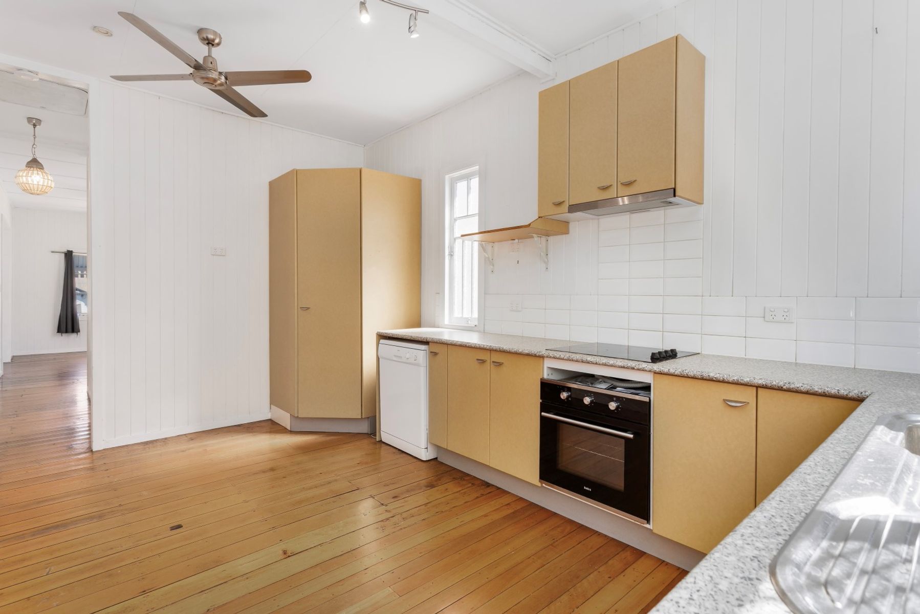 22 Thorn Street, Ipswich, QLD 4305, Ipswich - Thumbnail 4