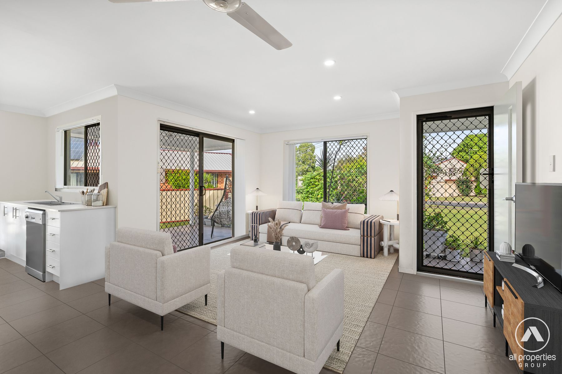 2/1 Rayners Place, Boronia Heights QLD 4124, Boronia Heights - Thumbnail 2