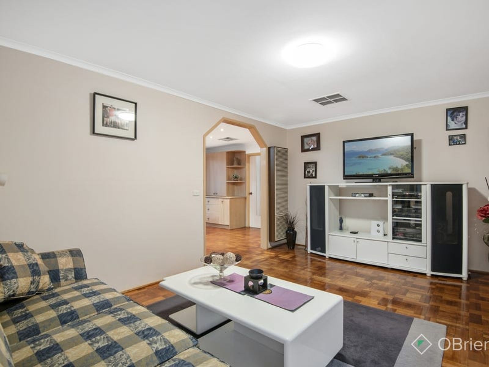 10 Reed Court, Endeavour Hills, VIC 3802, Endeavour Hills - Thumbnail 2