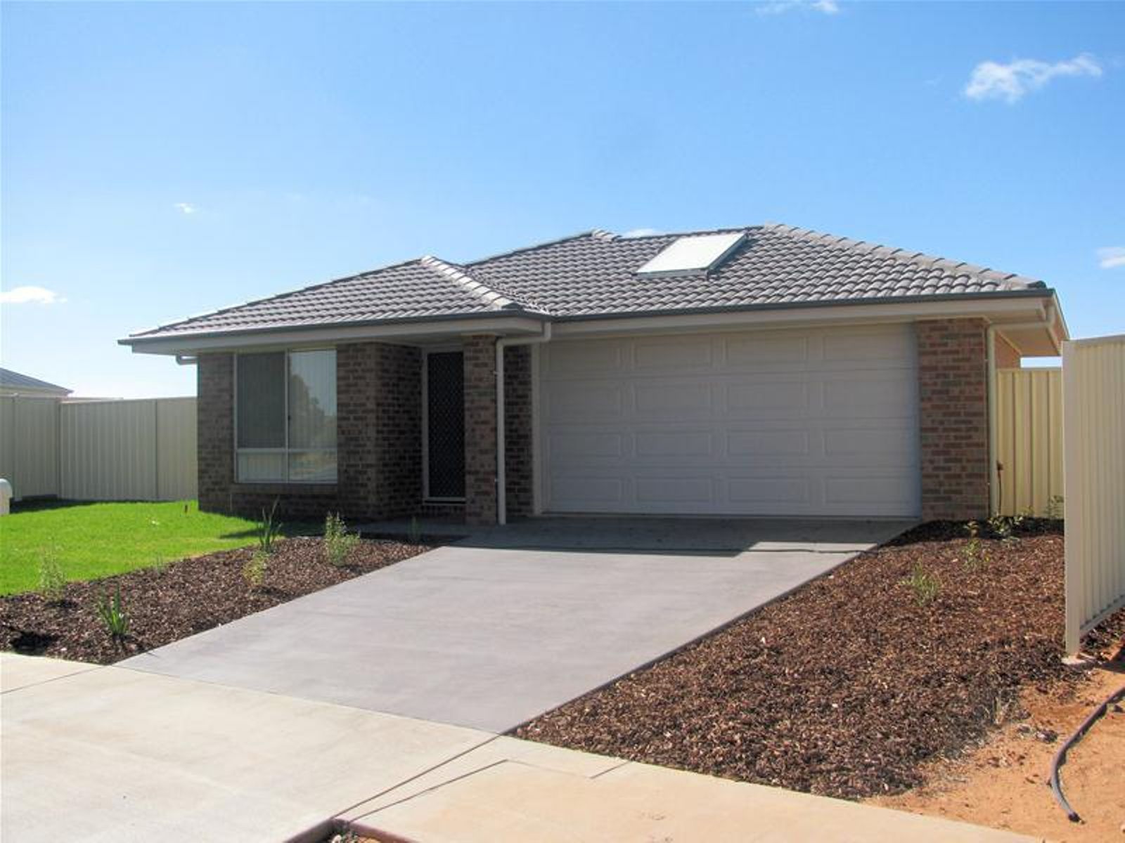 25 Philippa Crescent