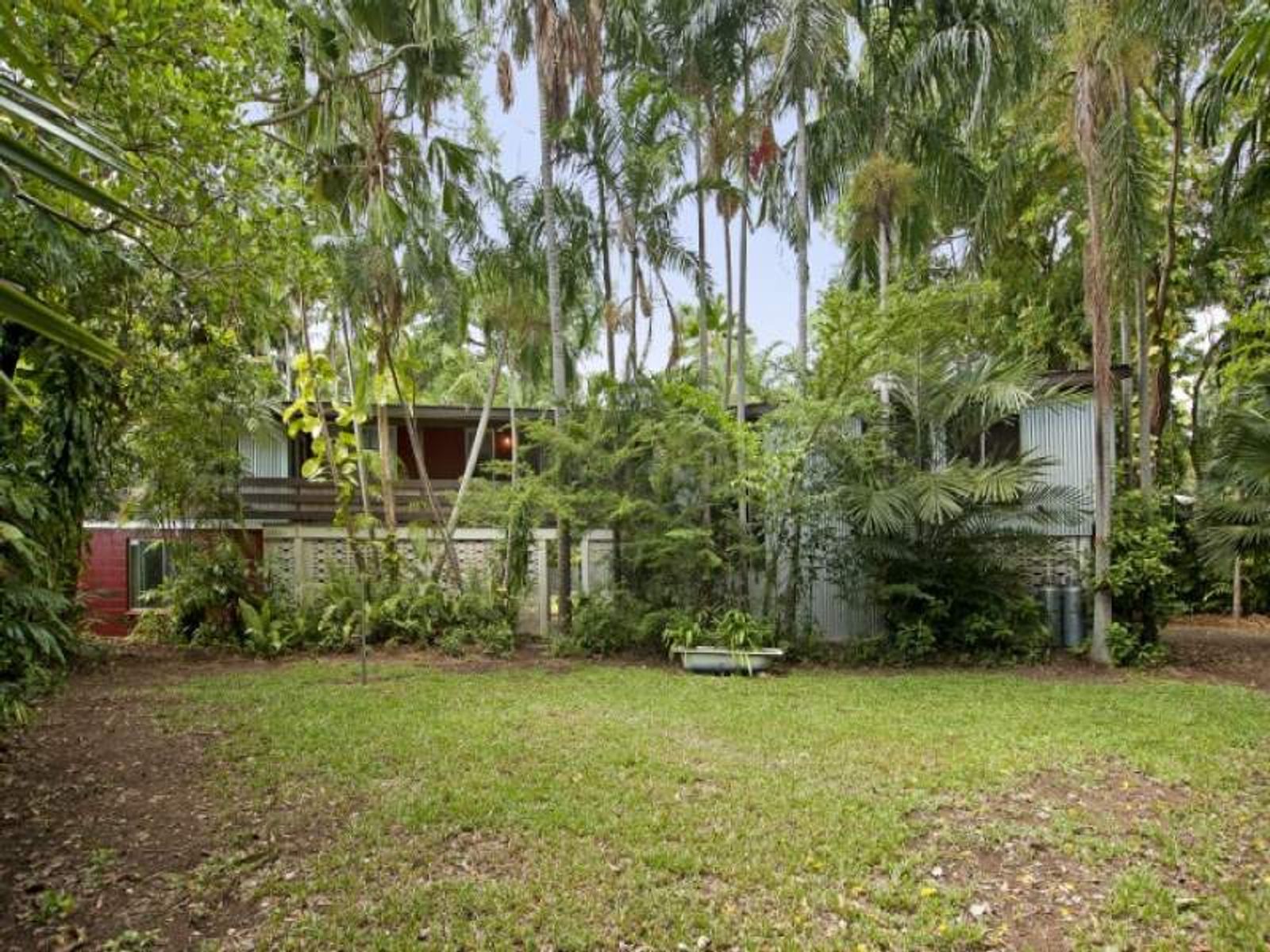 8 Cooper Street, Fannie Bay NT 0820, Fannie Bay - Thumbnail 2