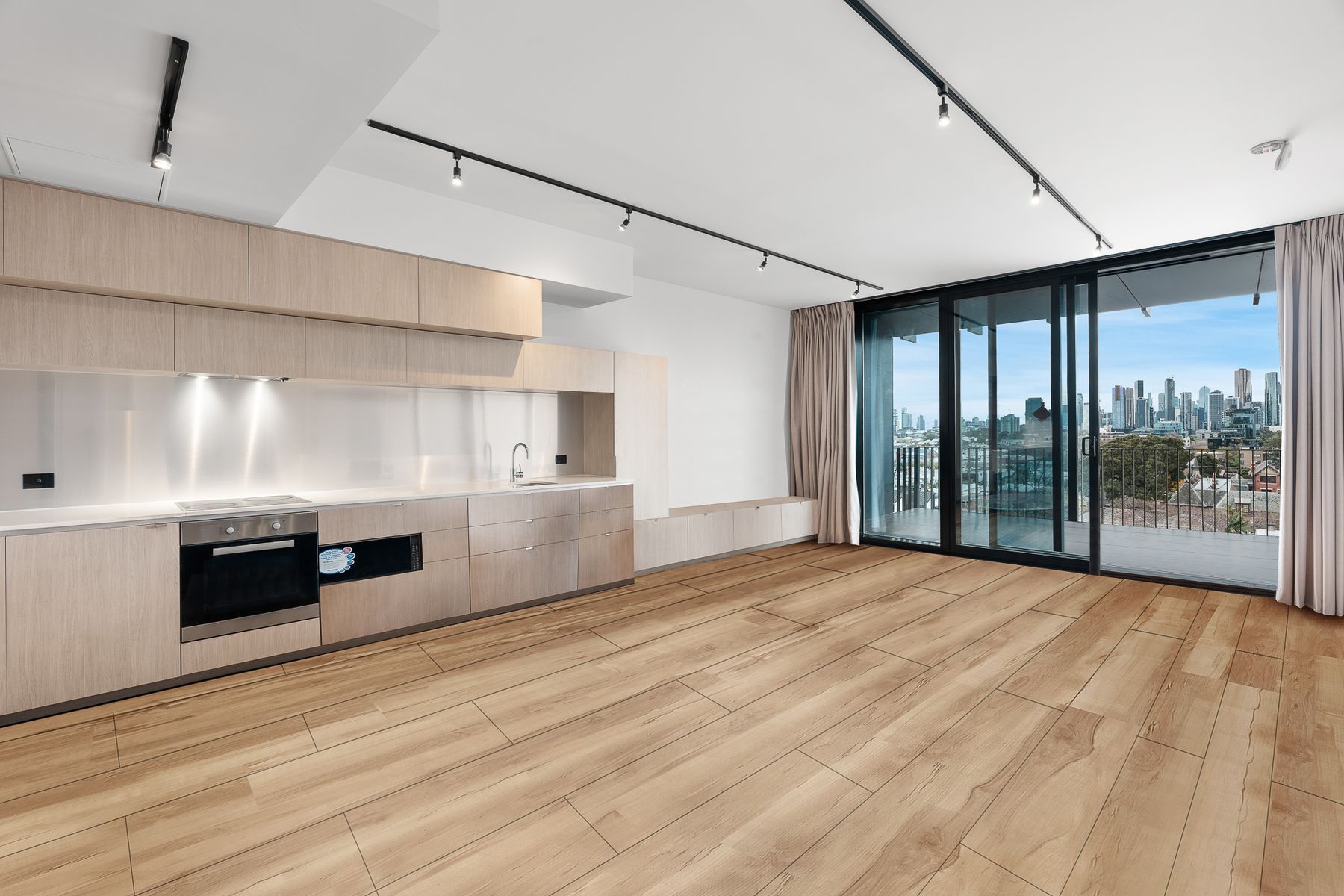 702/99 Palmerston Crescent, South Melbourne, VIC 3205, South Melbourne - Thumbnail 2