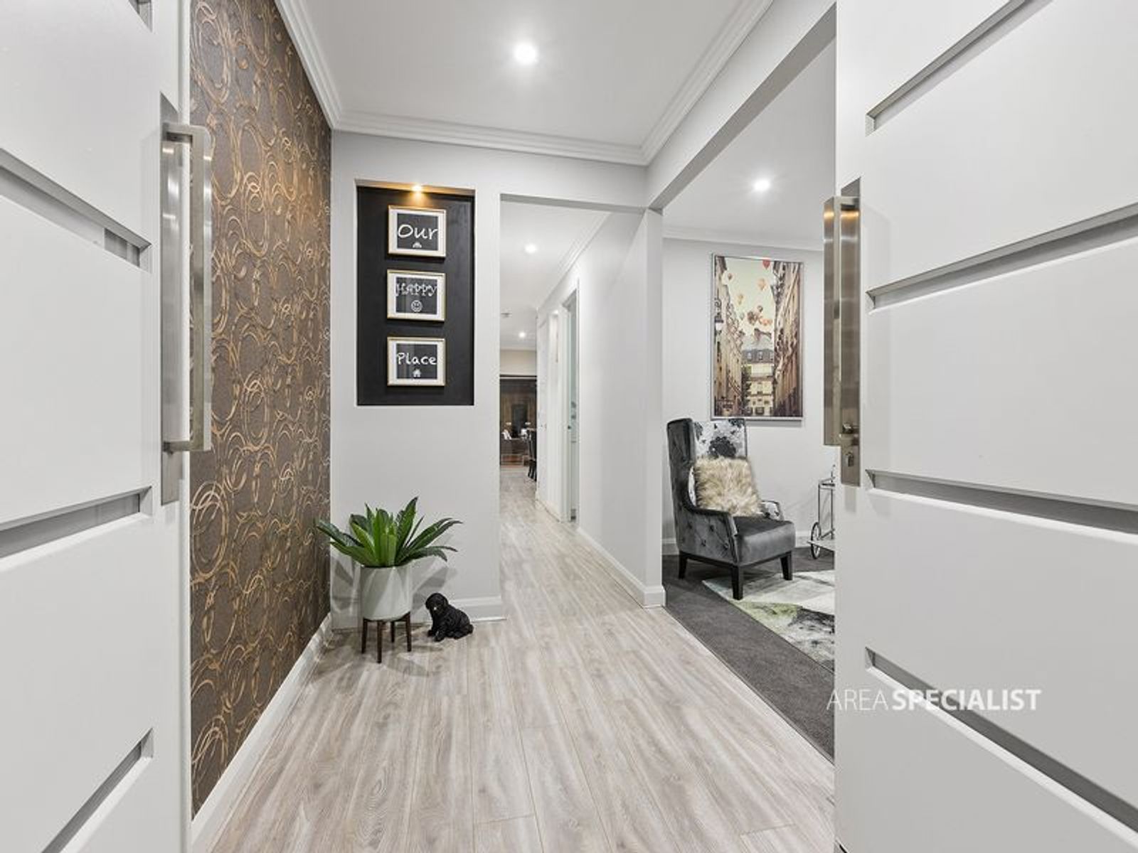 16 Cottongrass Avenue, Clyde North, VIC 3978, Clyde North - Thumbnail 2