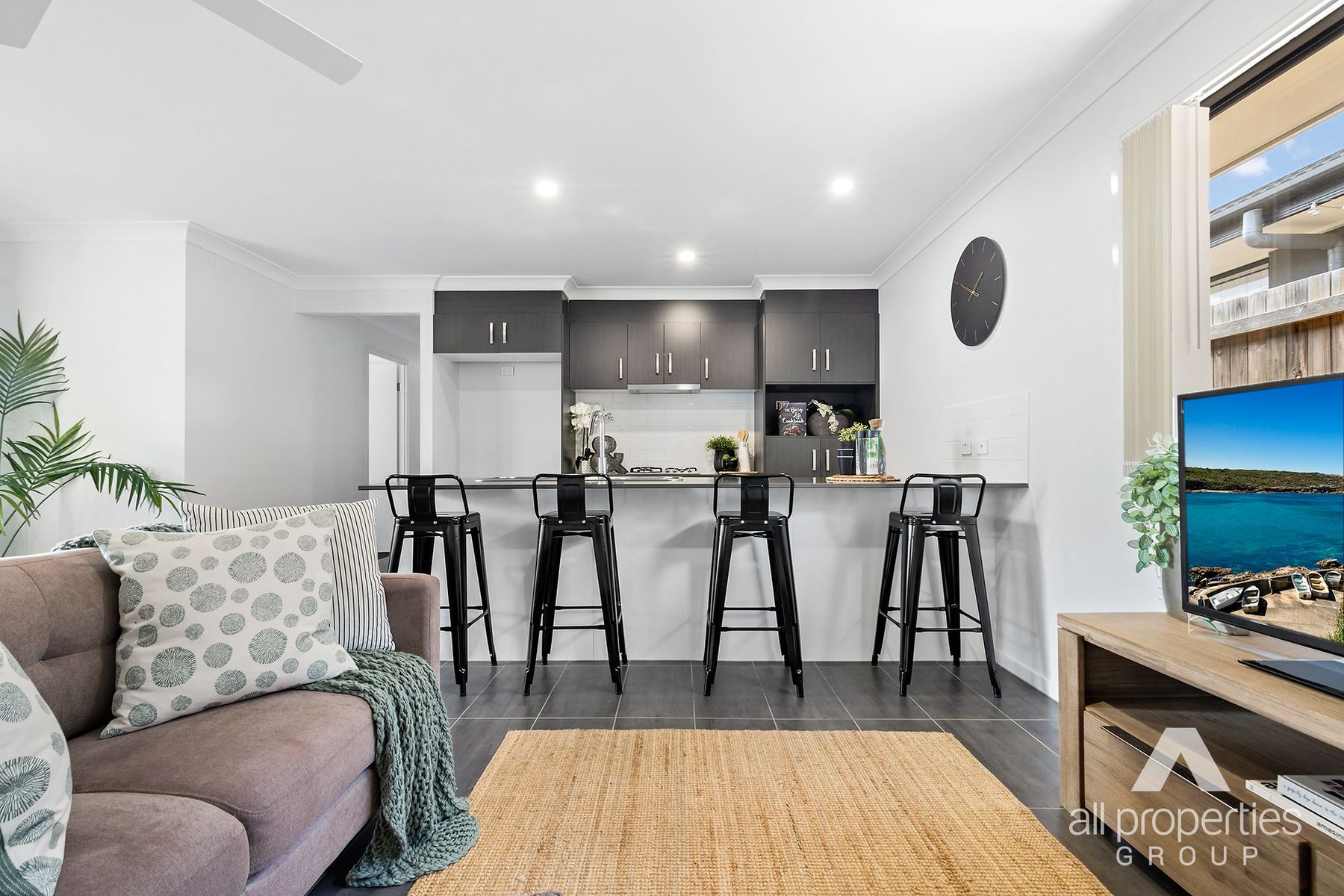 23 Kourounis Street, Logan Reserve QLD 4133, Logan Reserve - Thumbnail 2