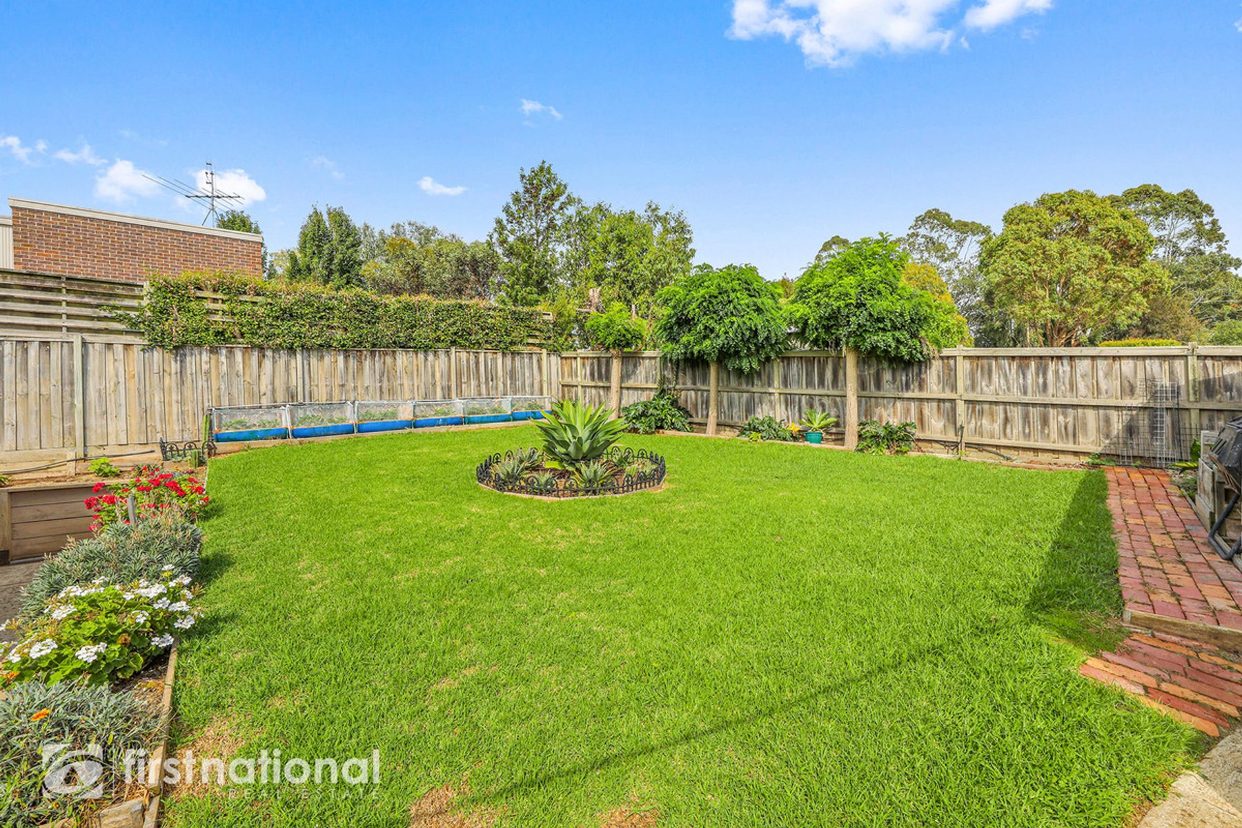 17 Grange Crescent, Warragul, VIC 3820, Warragul - Thumbnail 5