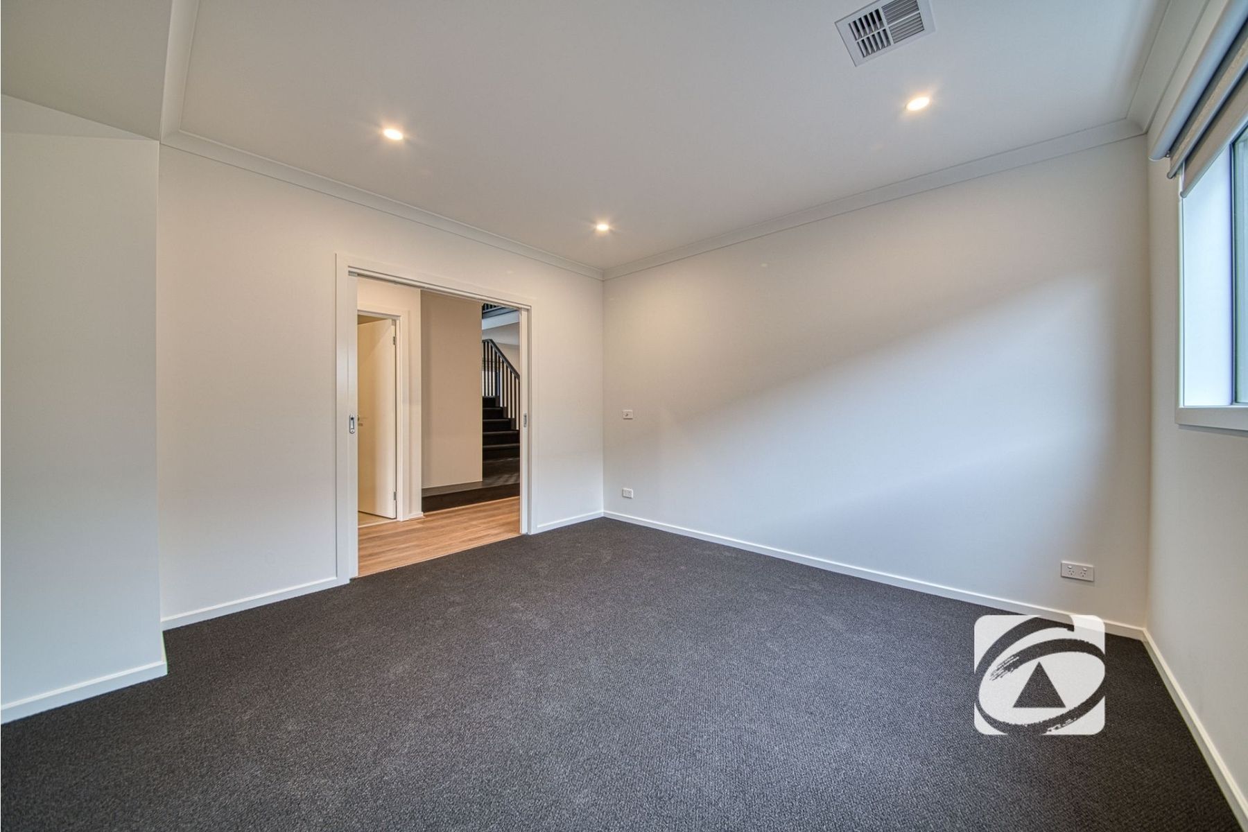 6 Ecology Crescent, Officer VIC 3809, Officer - Thumbnail 7