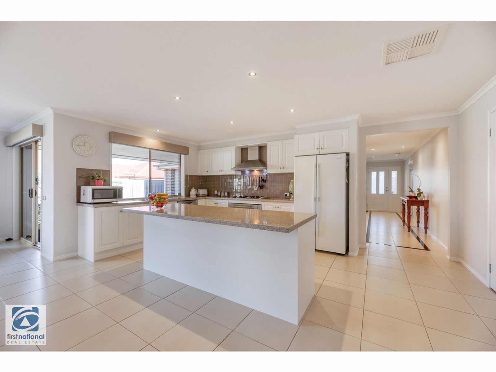 9 Casmil Court, Warragul, VIC 3820, Warragul - Thumbnail 2
