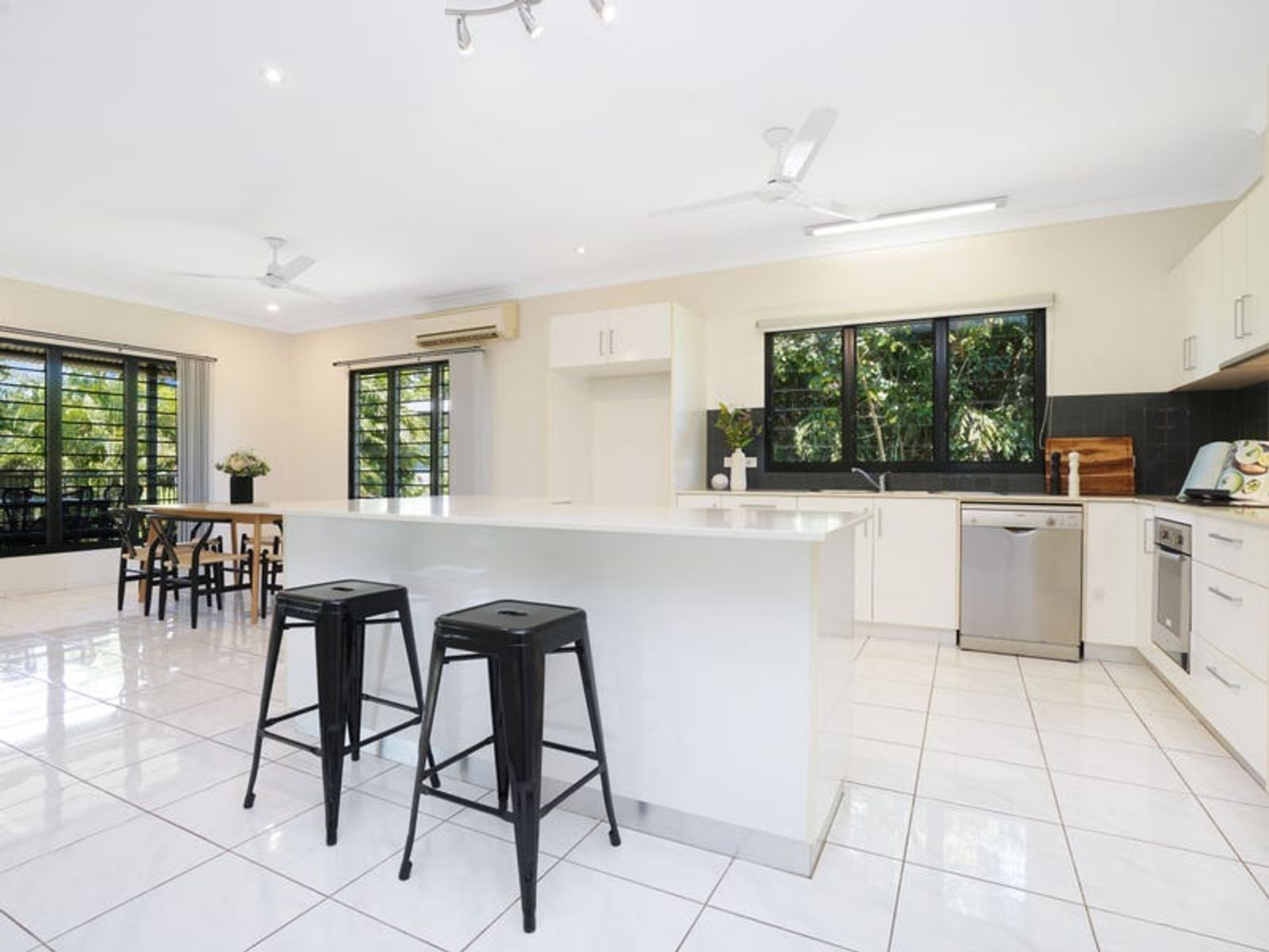 4 Gardenia Street, Nightcliff NT 0810, Nightcliff - Thumbnail 8