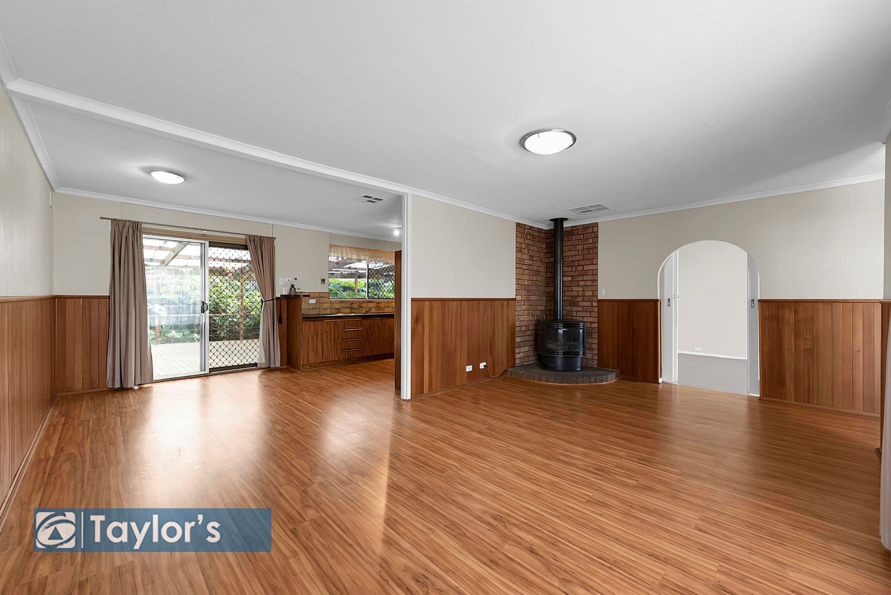 34 Hawke Crescent, Salisbury East SA 5109, Salisbury East - Thumbnail 2