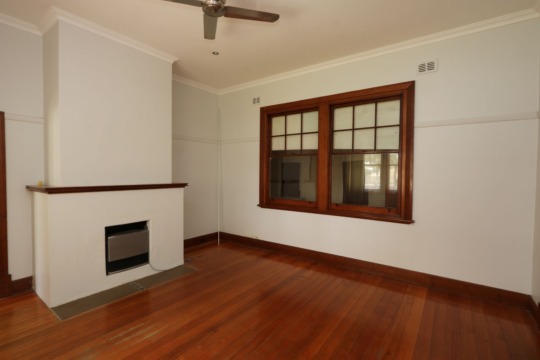 78 Piper Street, Broken Hill NSW 2880, Broken Hill - Thumbnail 2