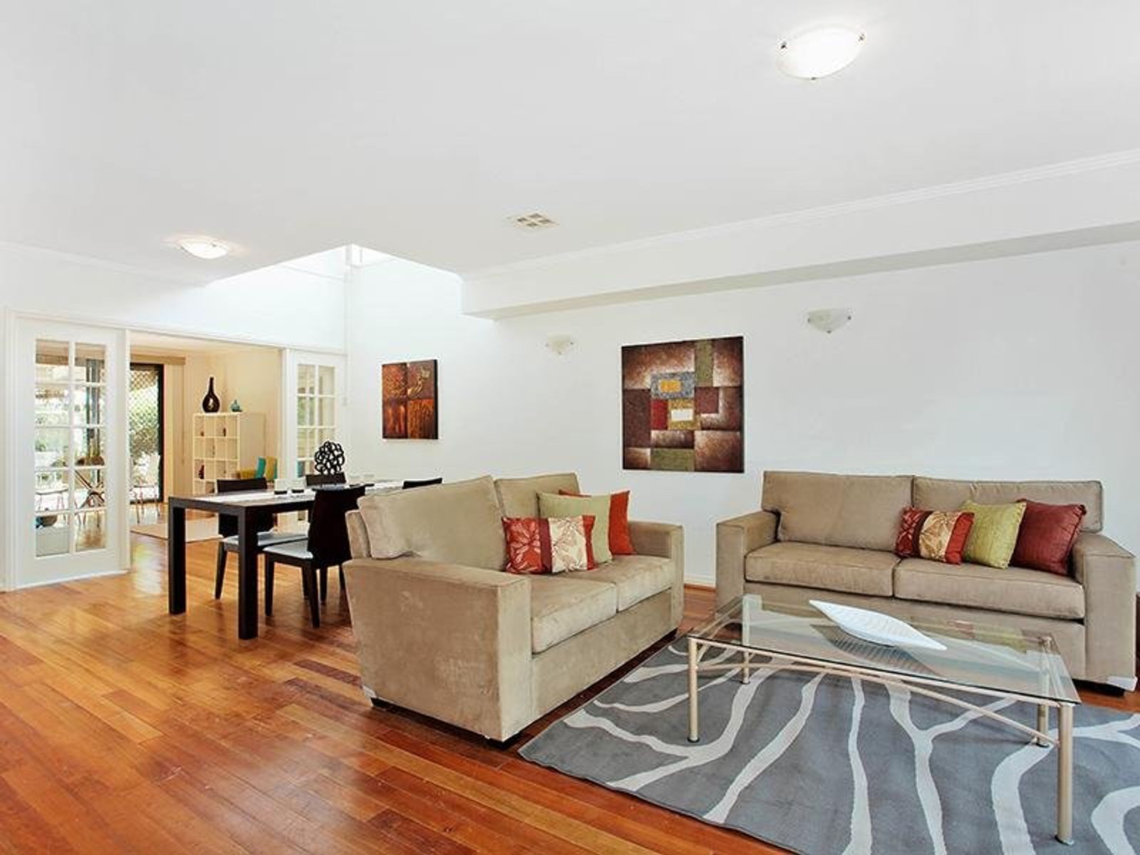 32 Newman Street, Kensington - Thumbnail 4