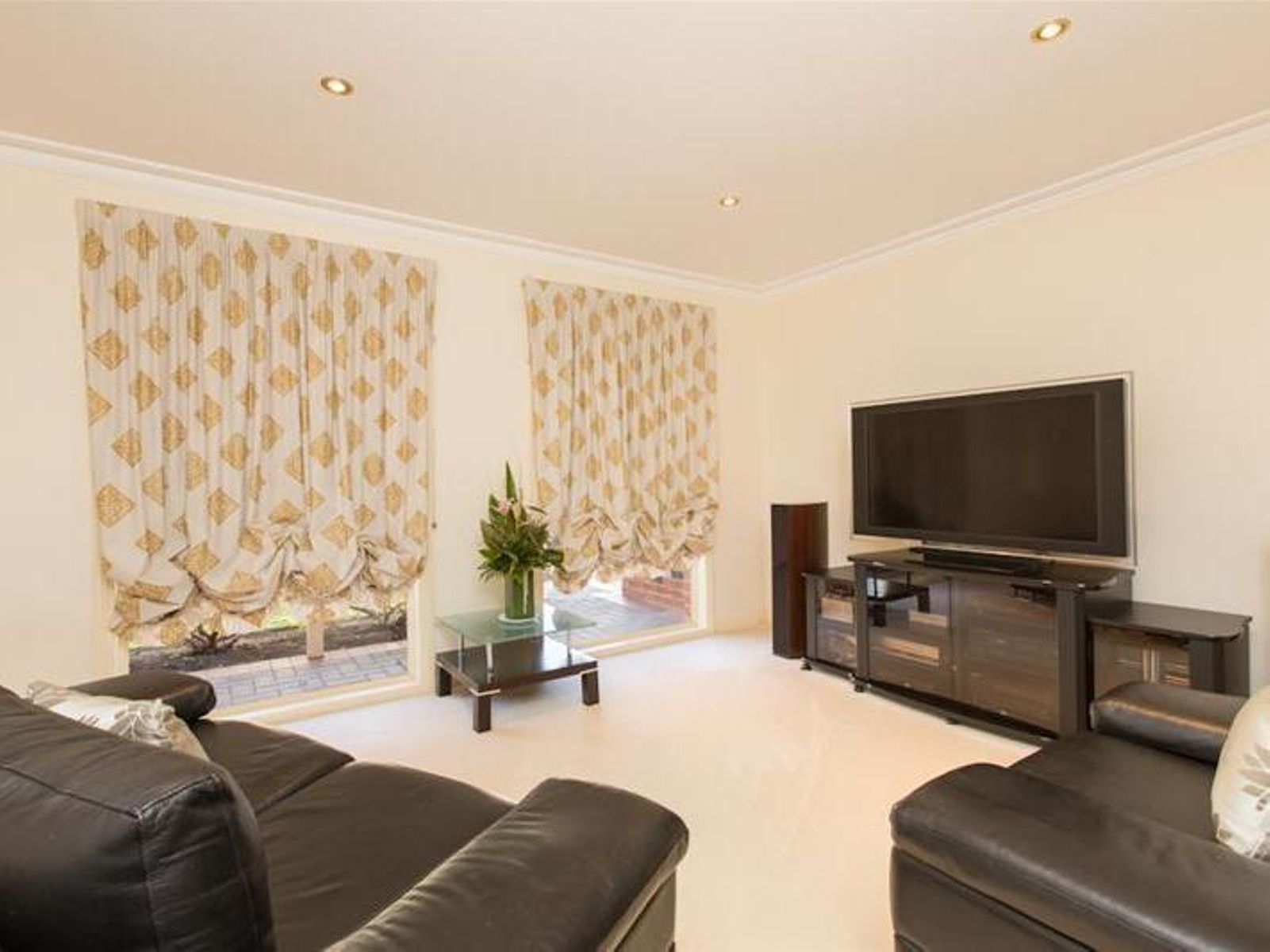 10/295 Cureton Avenue, Mildura - Thumbnail 2
