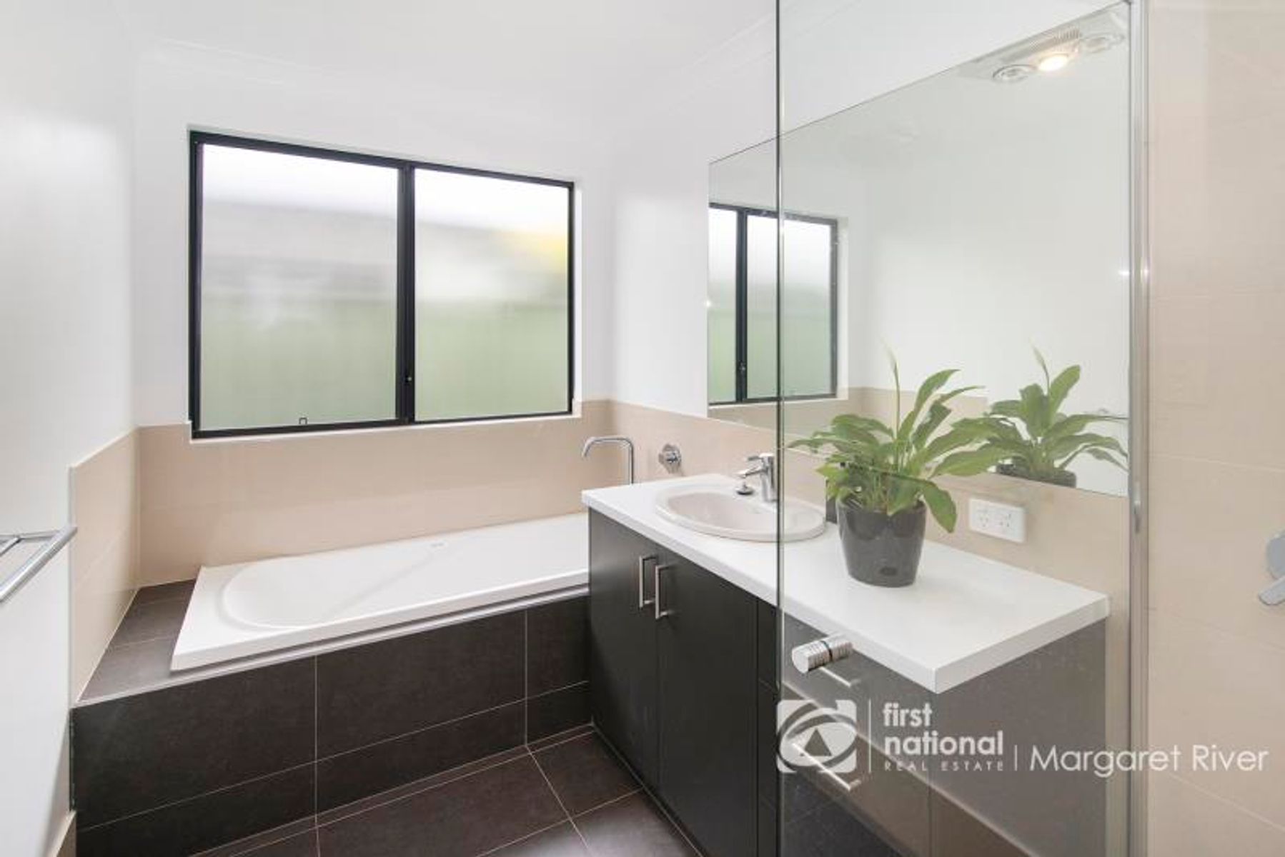 67 Brookfield Avenue, Margaret River WA 6285, Margaret River - Thumbnail 8