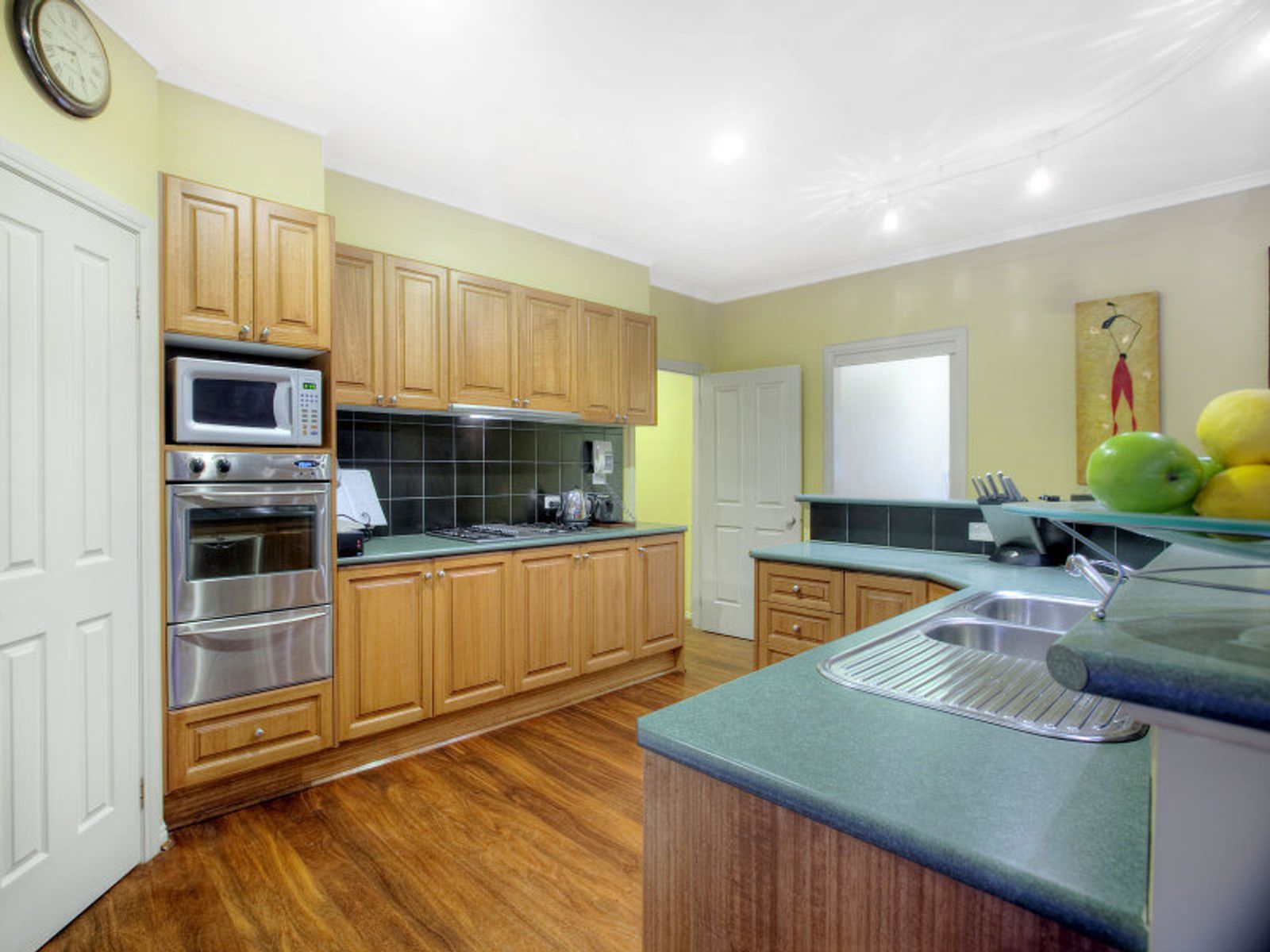 5 Norfolk Place, Aspendale Gardens, VIC 3195, Aspendale Gardens - Thumbnail 2