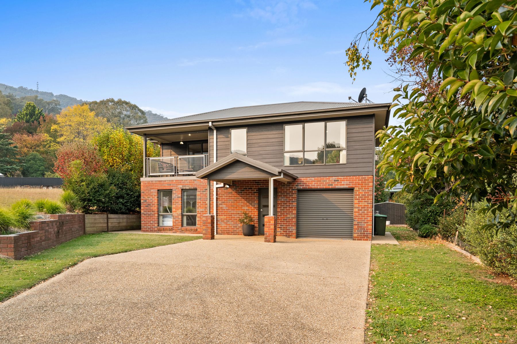 4 Blue Hills Rise, Bright VIC 3741, Bright - Image 1