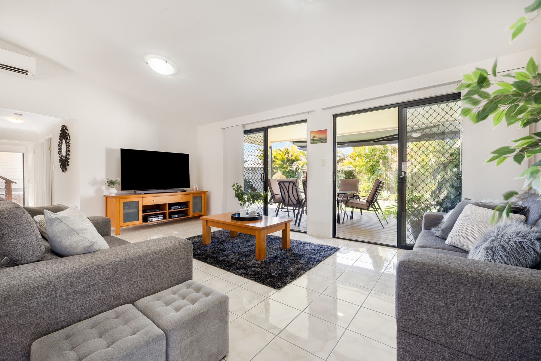 6 Durham Court, Heritage Park QLD 4118, Heritage Park - Thumbnail 2