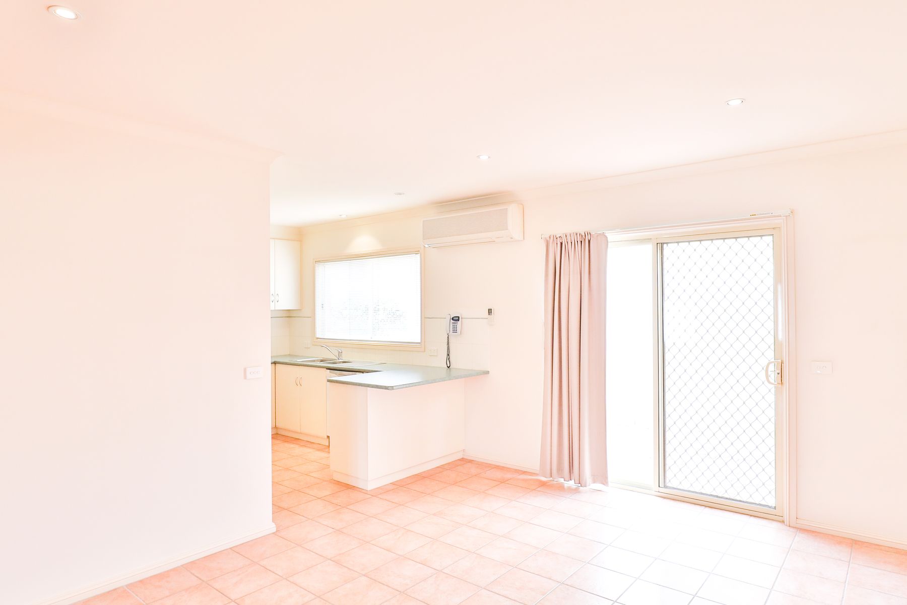 2/221 Wade Avenue, Mildura - Thumbnail 7