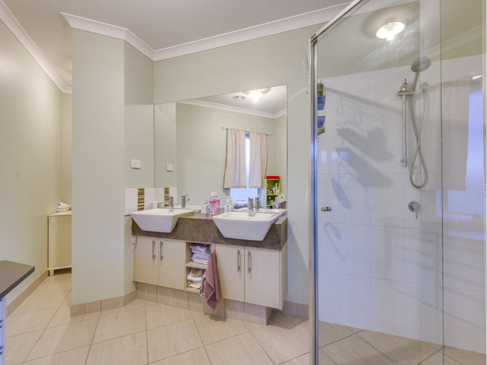99 Drysdale Avenue, Narre Warren North, VIC 3804, Narre Warren North - Thumbnail 8