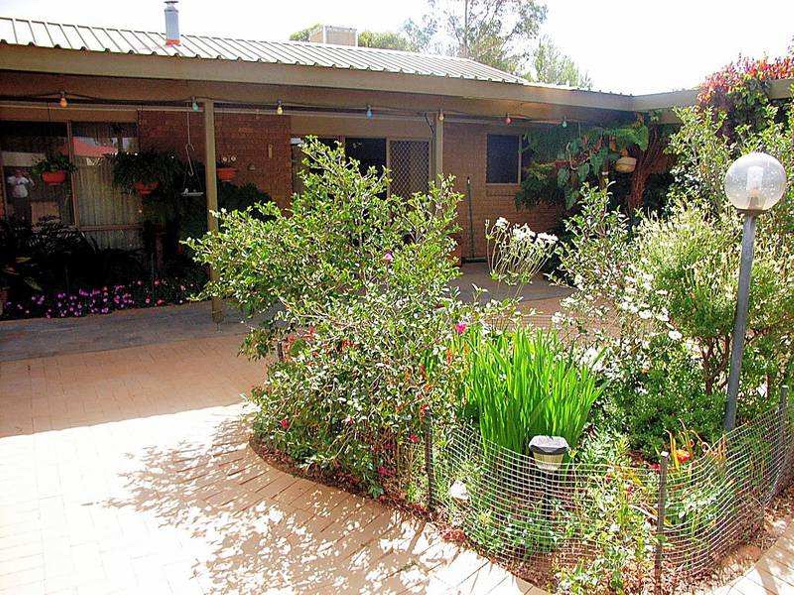 11 Primrose Drive, Mildura - Thumbnail 2