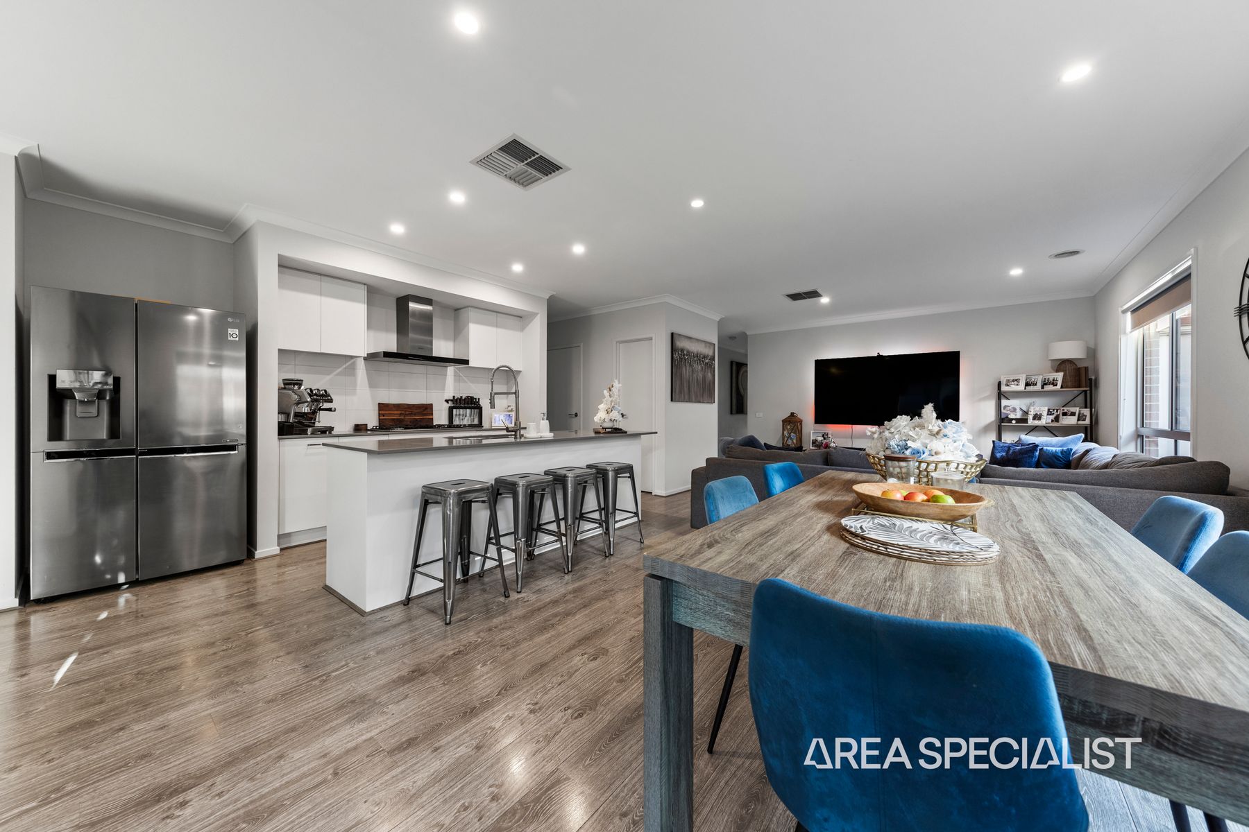35 Garrard Crescent, Clyde, VIC 3978, Clyde - Thumbnail 5