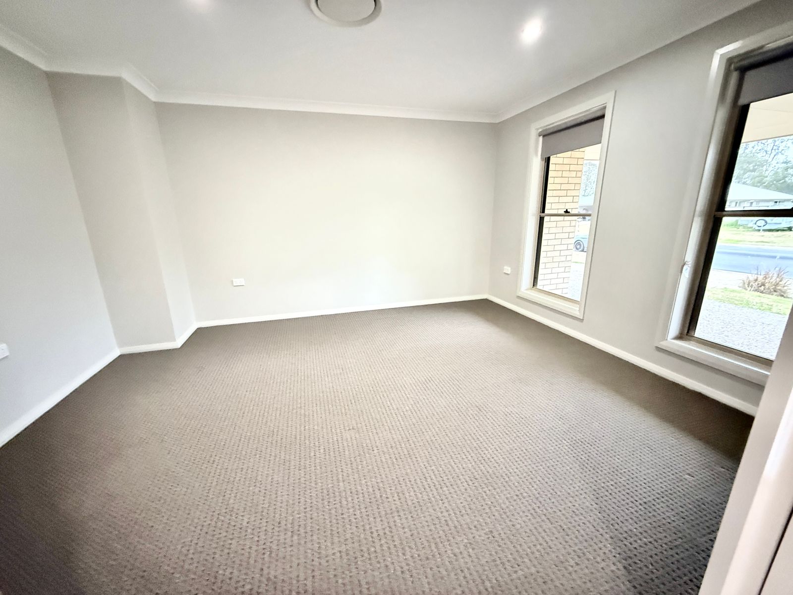 1 Cameron Street, Chinchilla QLD 4413, Chinchilla - Thumbnail 5