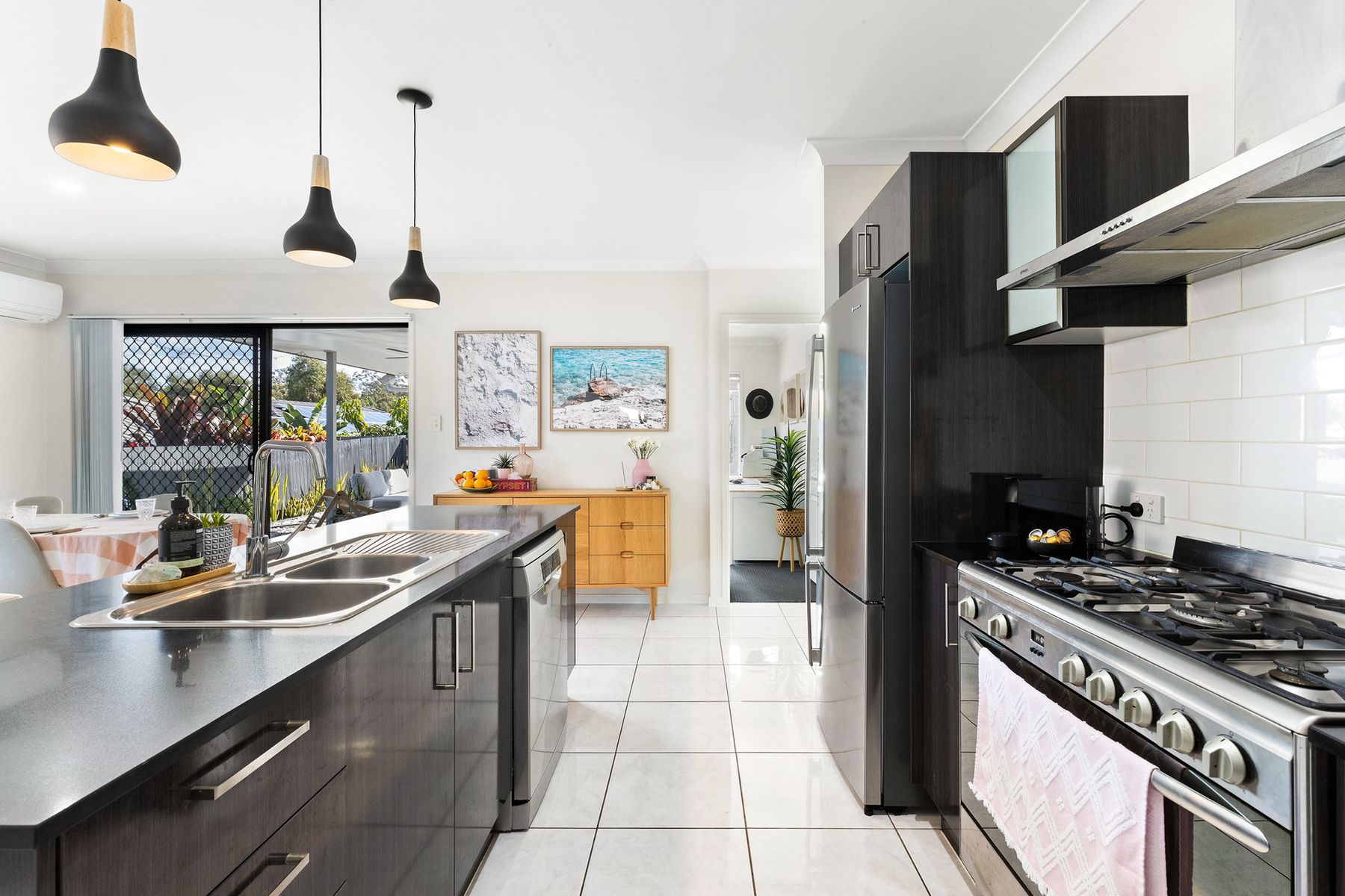 5 Bignonia Close, Heathwood QLD 4110, Heathwood - Thumbnail 2