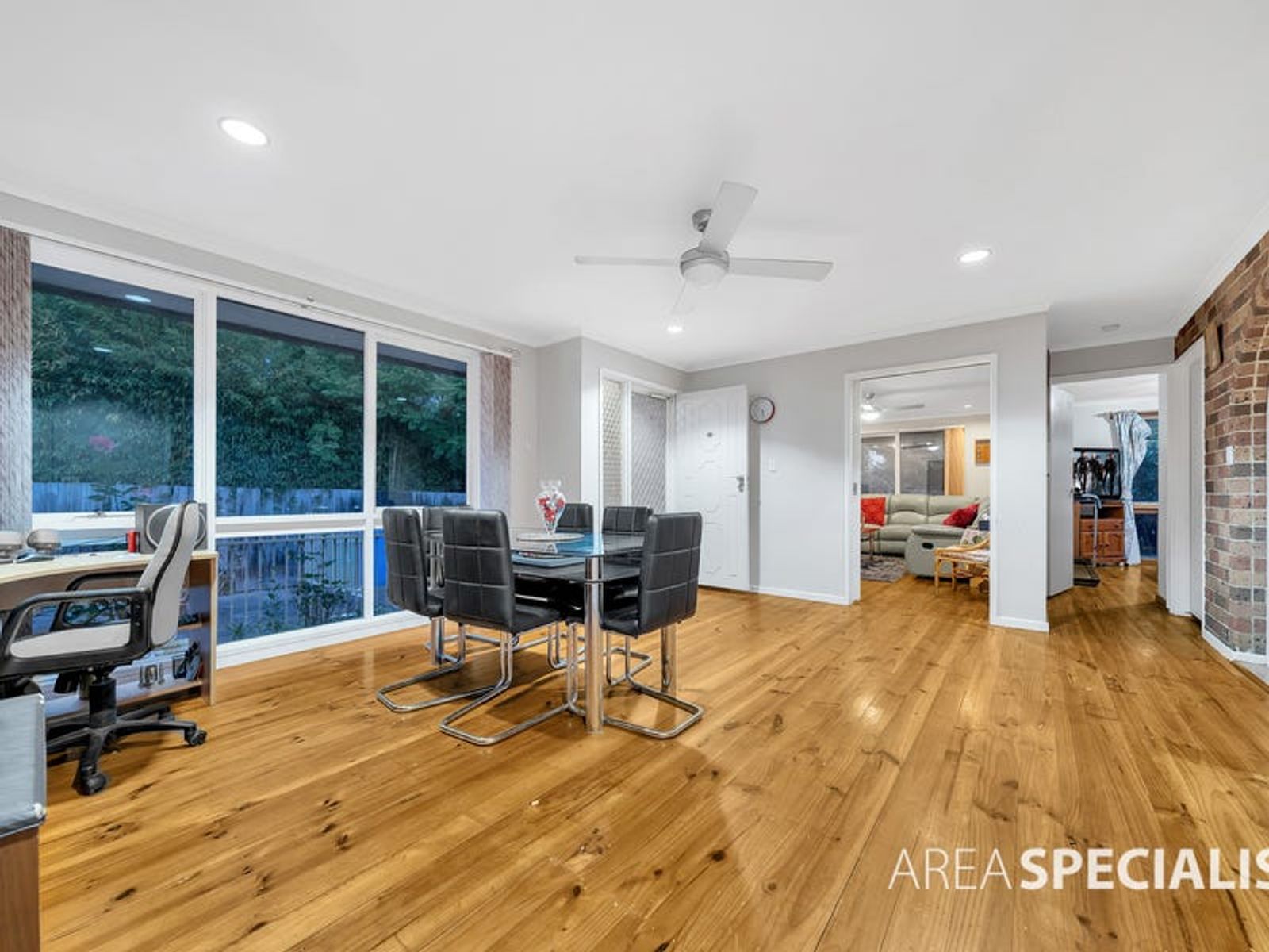 10 Ellaswood Court, Hampton Park, VIC 3976, Hampton Park - Thumbnail 8