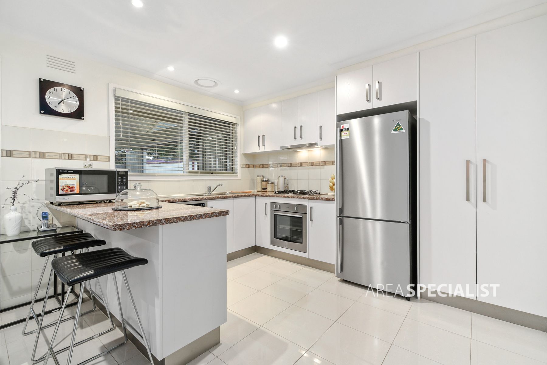 8 Lachlan Drive, Endeavour Hills, VIC 3802, Endeavour Hills - Thumbnail 6
