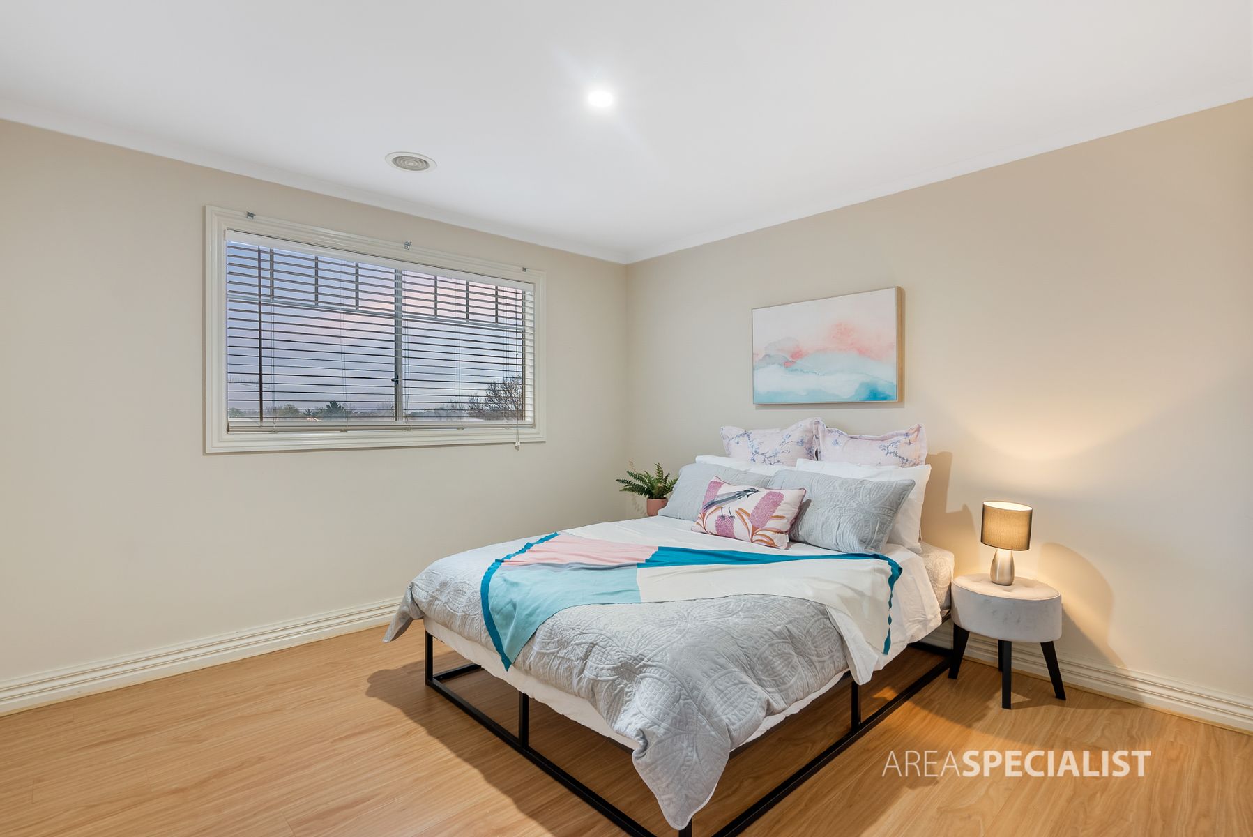 2 Earls Court, Point Cook WEB (16)