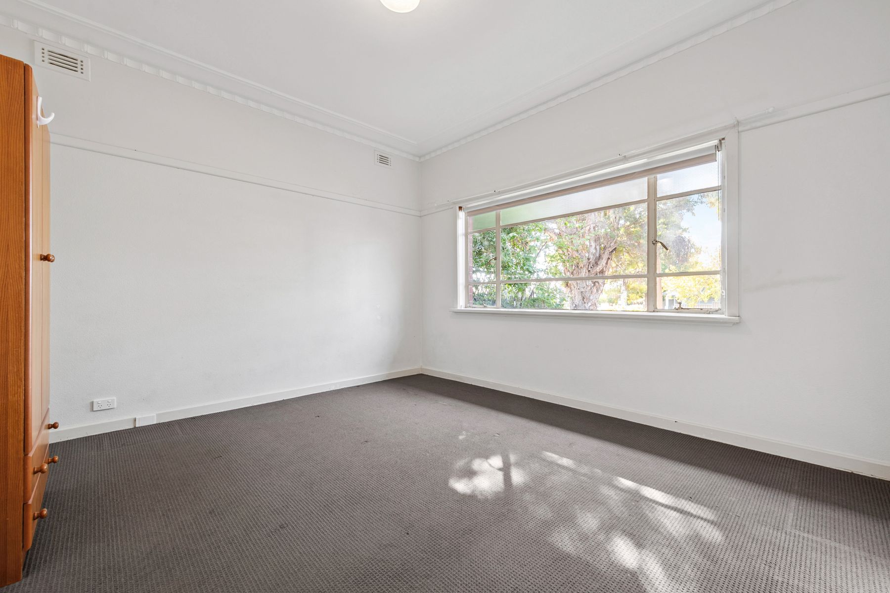 4 Ellis Street, Flora Hill, VIC 3550, Flora Hill - Thumbnail 4