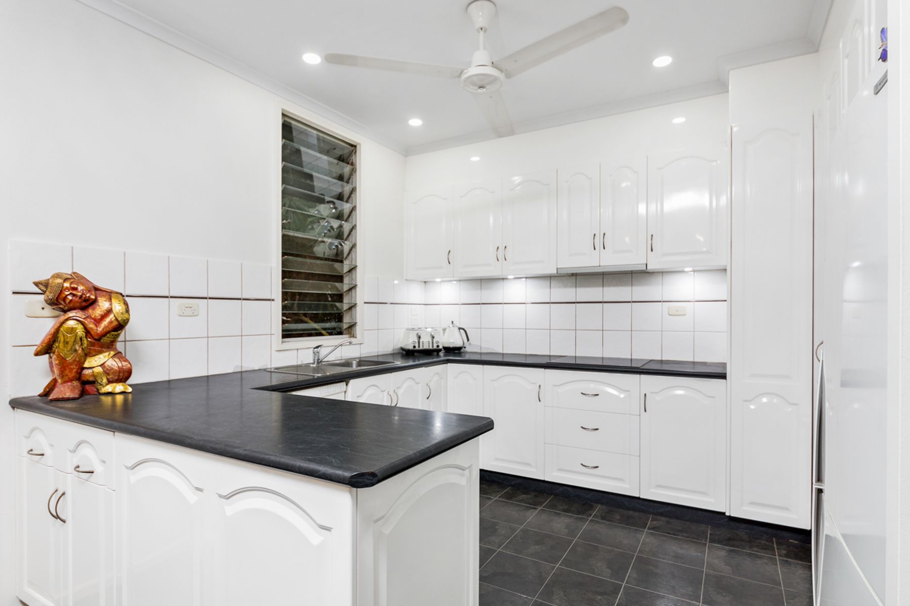9 Mayhew Crescent, Jingili NT 0810, Jingili - Thumbnail 5