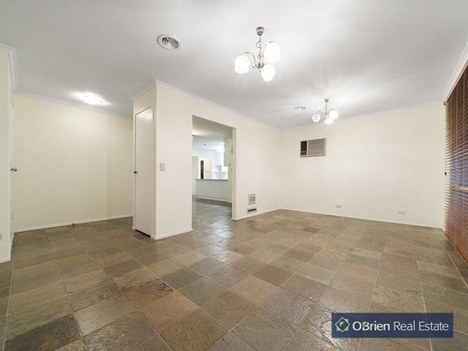 16 Eildon Road, Endeavour Hills, VIC 3802, Endeavour Hills - Thumbnail 6