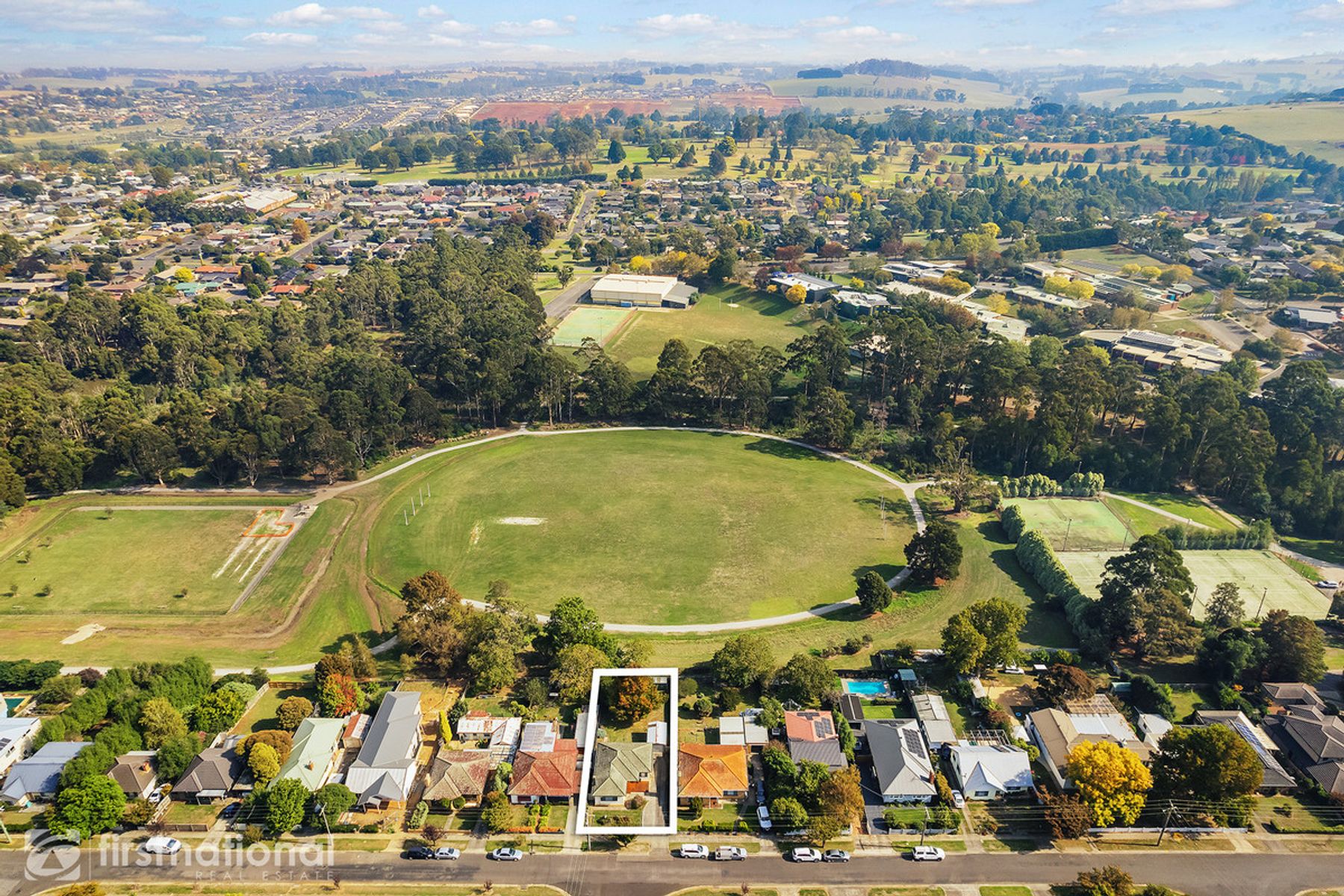 47 Charles Street, Warragul, VIC 3820, Warragul - Thumbnail 2