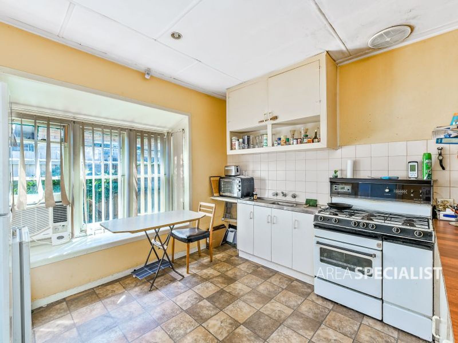 70 Hillside Street, Springvale, VIC 3171, Springvale - Thumbnail 2