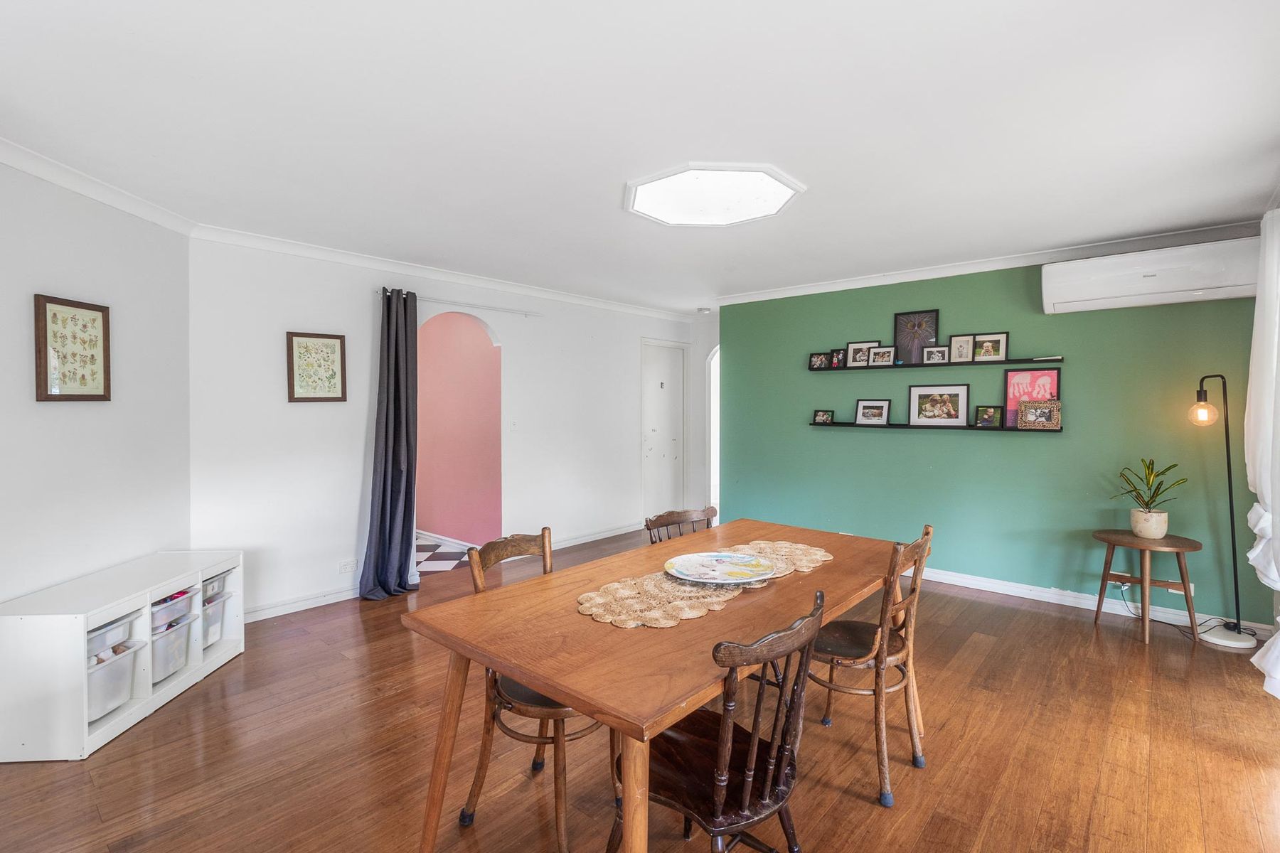 WEB  37 Peet Road, Kalamunda 11