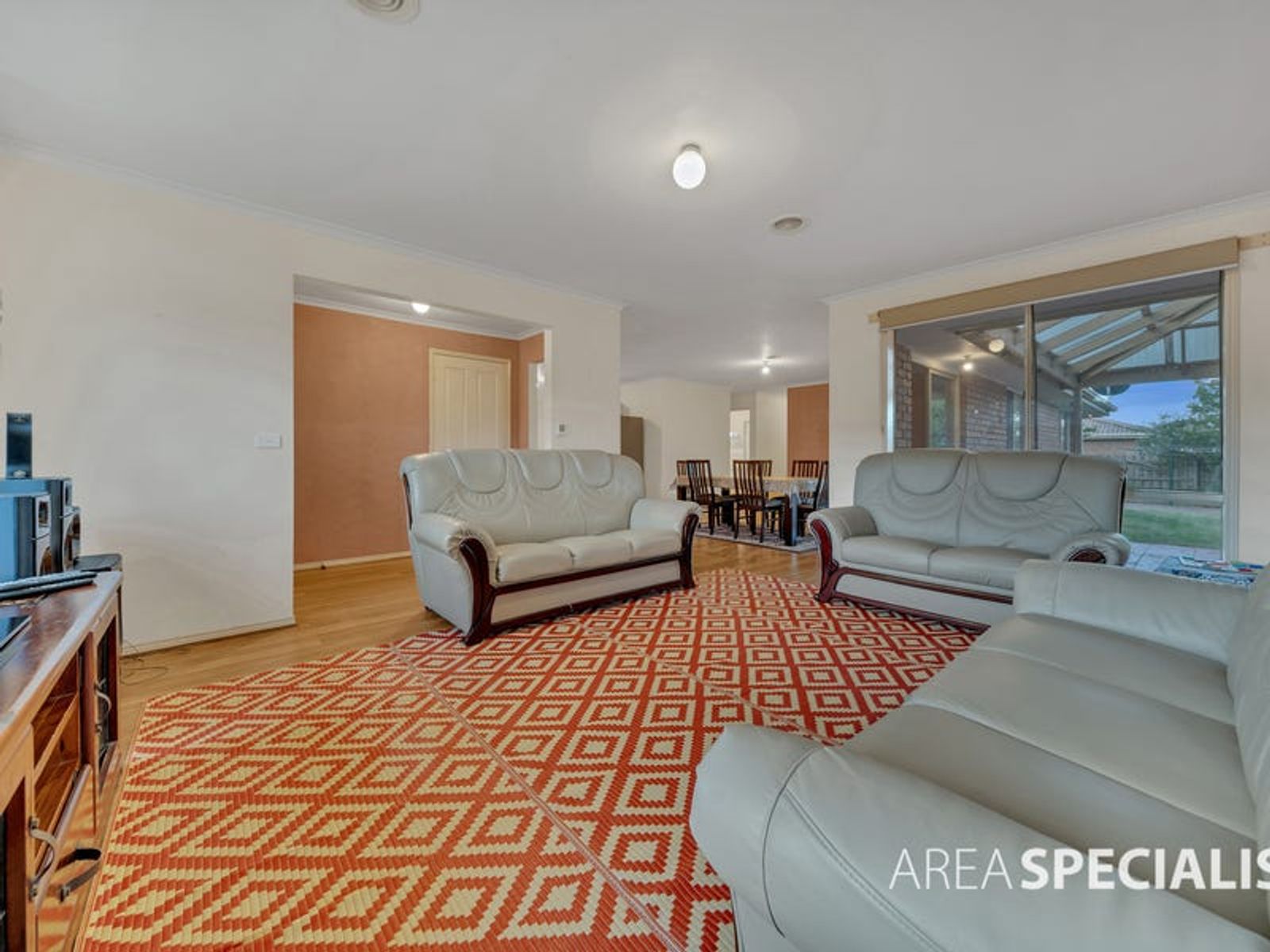 53 The Parkway, Hampton Park, VIC 3976, Hampton Park - Thumbnail 2