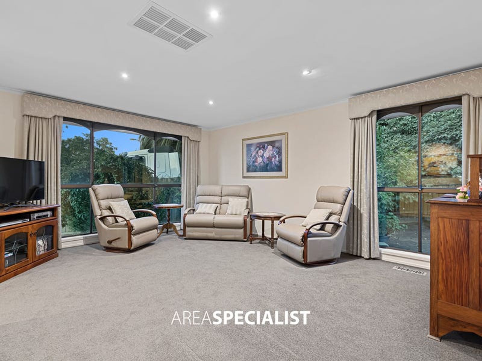 7 Dulnain Close, Hampton Park, VIC 3976, Hampton Park - Thumbnail 2